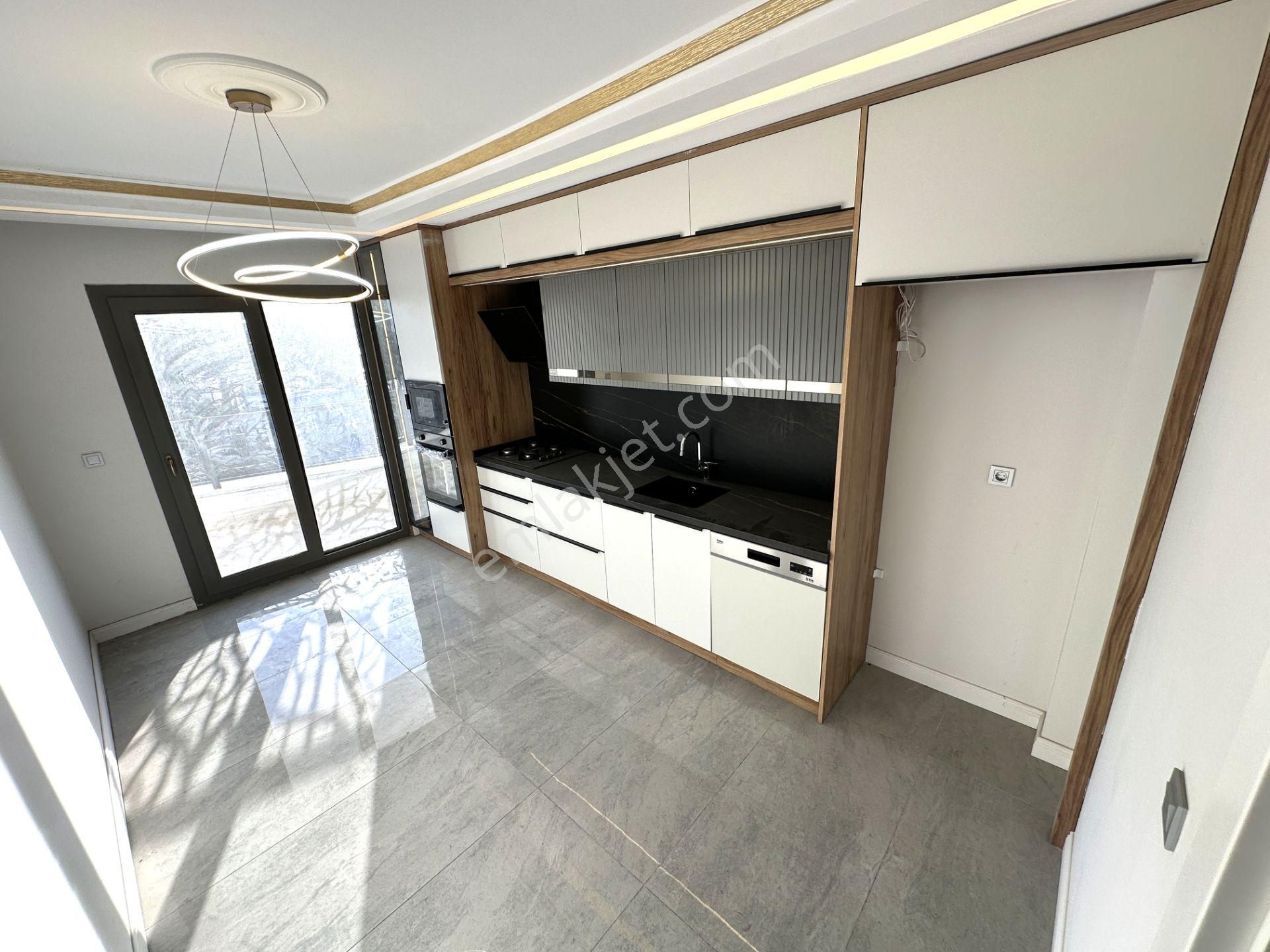 🔴 Ayanoğlundan Akçayda Konfor Ve Şıklık Bir Arada! Lux Yapıda Satılık 3+1 Daire