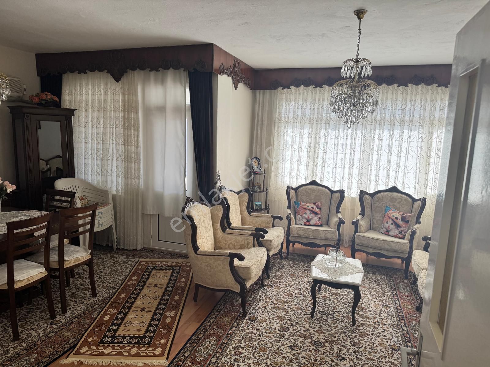 Yatırım Fırsatı!!! Torbalı Yedieylül Mahallesi 130m2 3+1 Dairemiz Satılıktır.