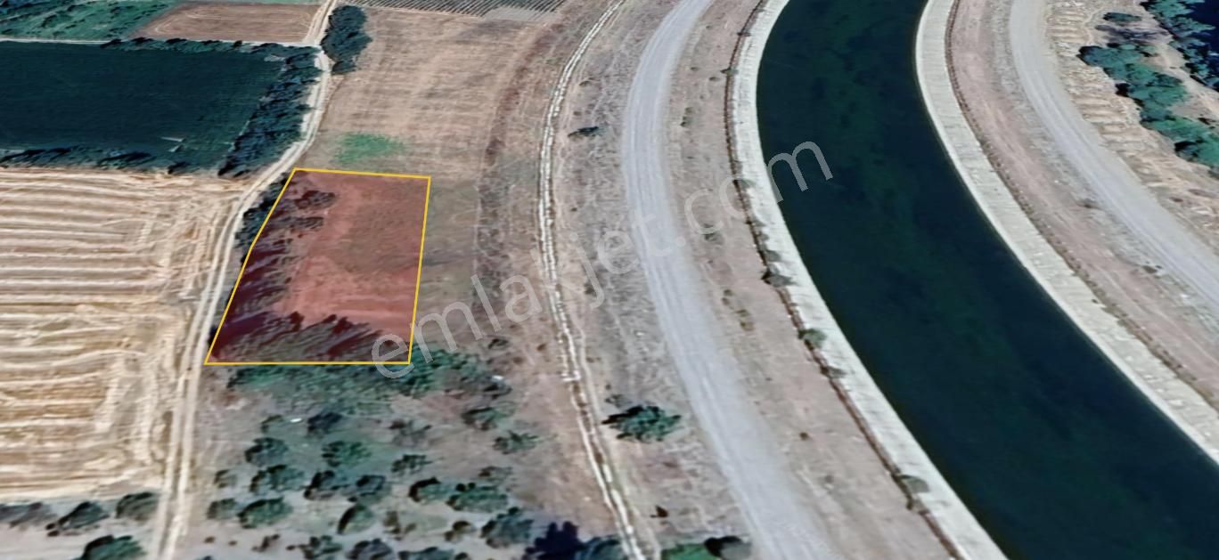 Kisecik Mahallesinde 1.295 Tapulu 2000m2 Kullanım Alanı Kaçmaz Fiyat