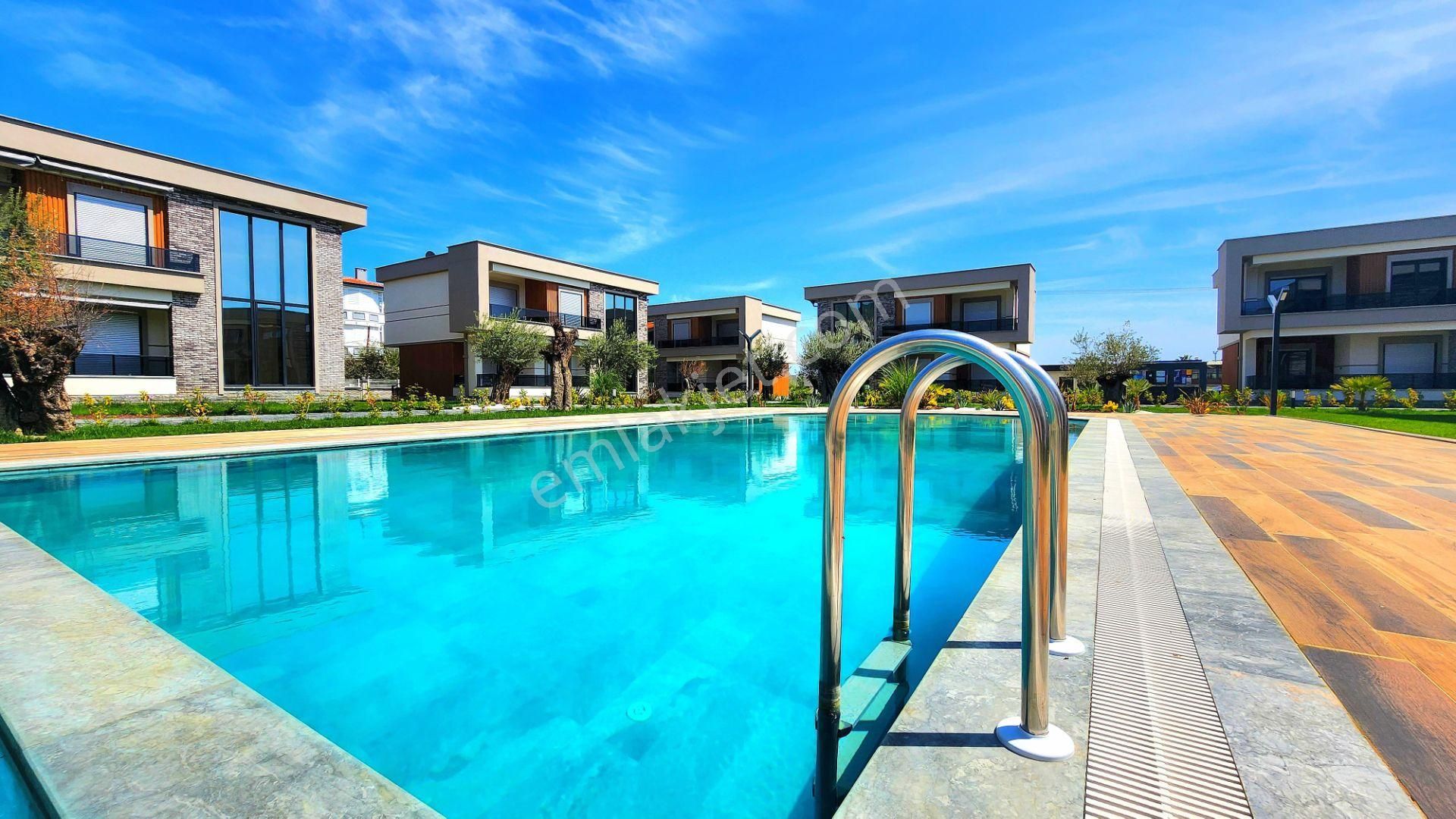 Egenin Kalbinde Havuzlu Site İçerisinde Loft Konseptli 4+1 Villa - Görsel 7