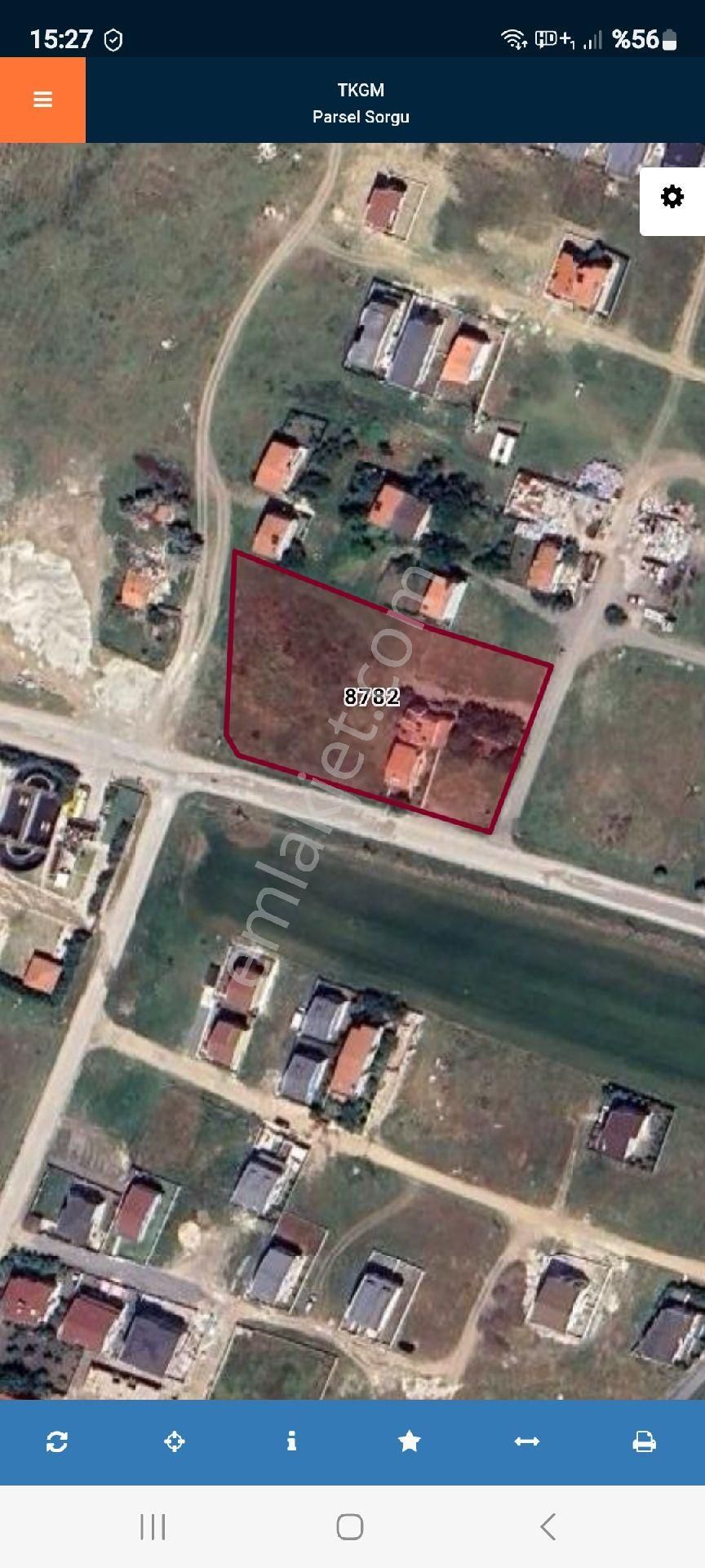 Satılık Yeniçiftlik Merkezde Villa İmarlı Arsa