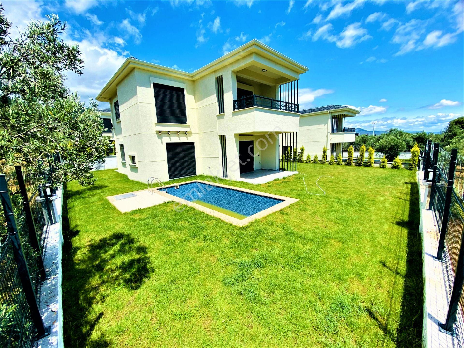 Ak&er Emlak'tan Güre'de 4+1 Sıfır Lüx Satılık Villa - Görsel 4