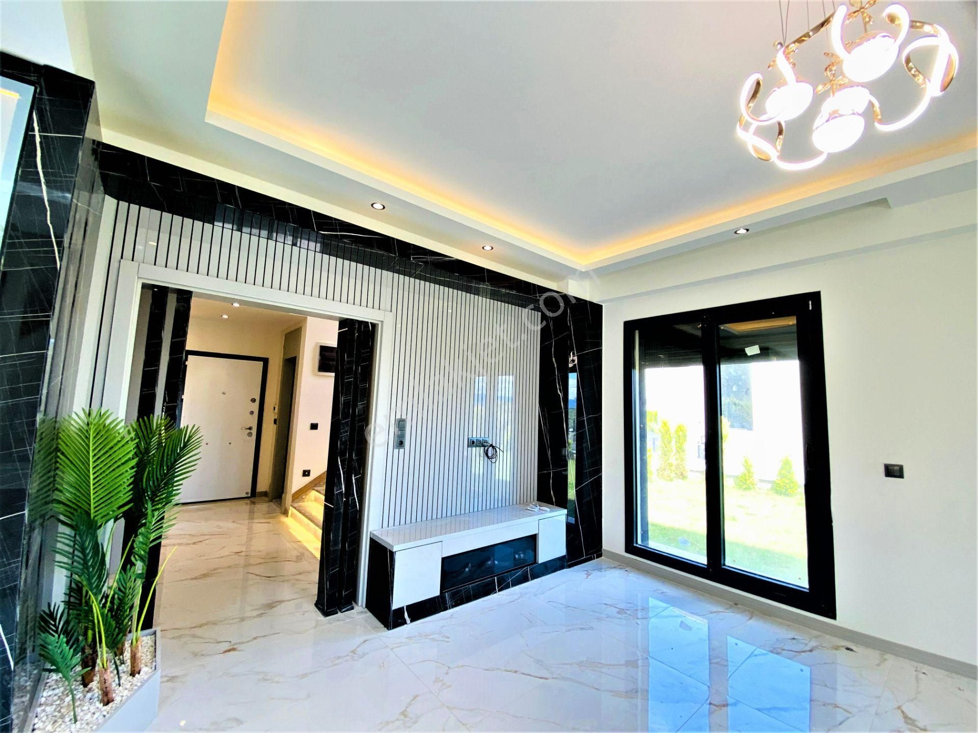 Ak&er Emlak'tan Güre'de 4+1 Sıfır Lüx Satılık Villa - Görsel 17