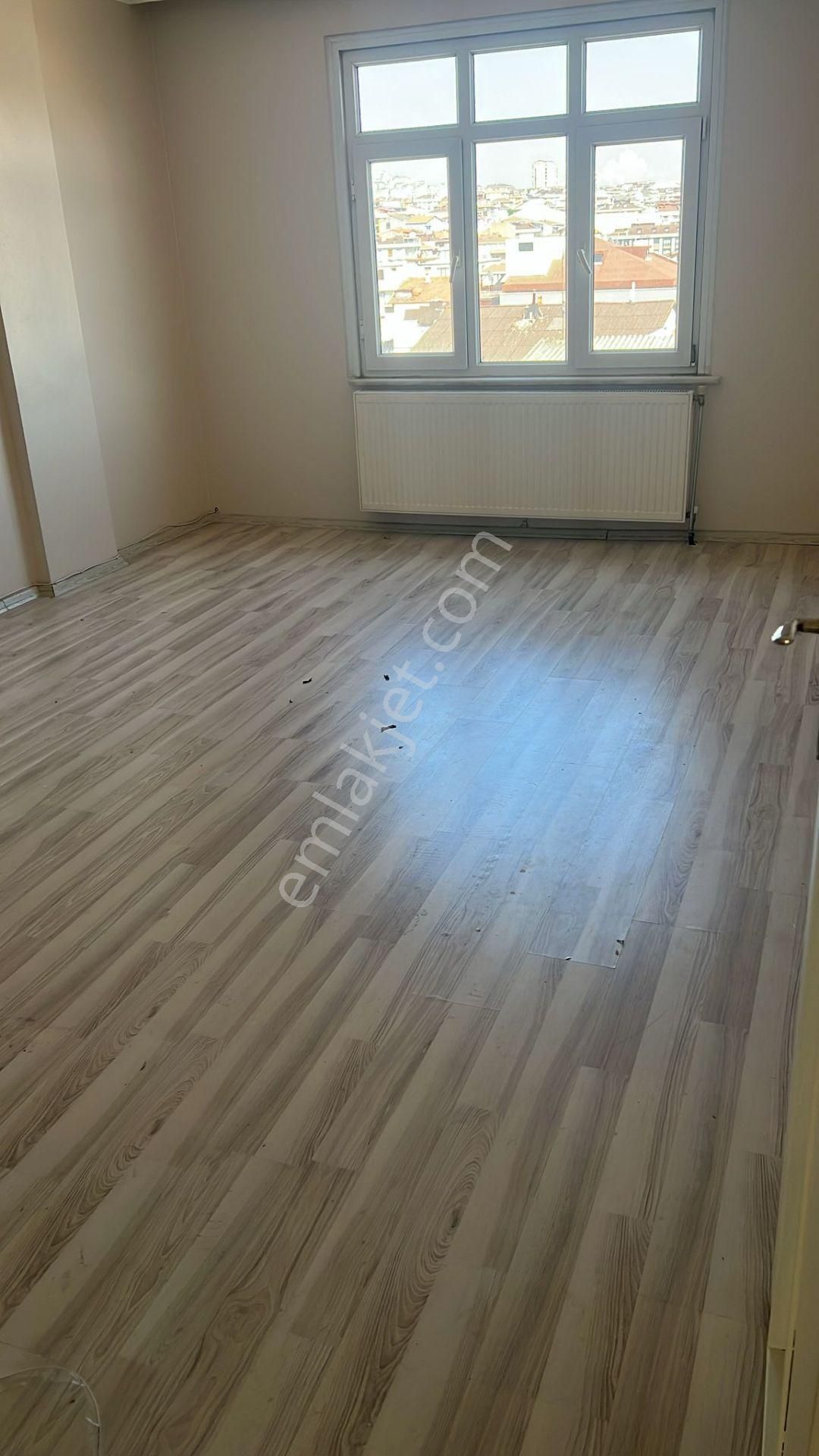 Avrupa Emlak Tan Sancaktepe Mah 85m² 2+1 4.kat(enüstün Alt Katı)kombili Masrafsız Kiralık Daire.