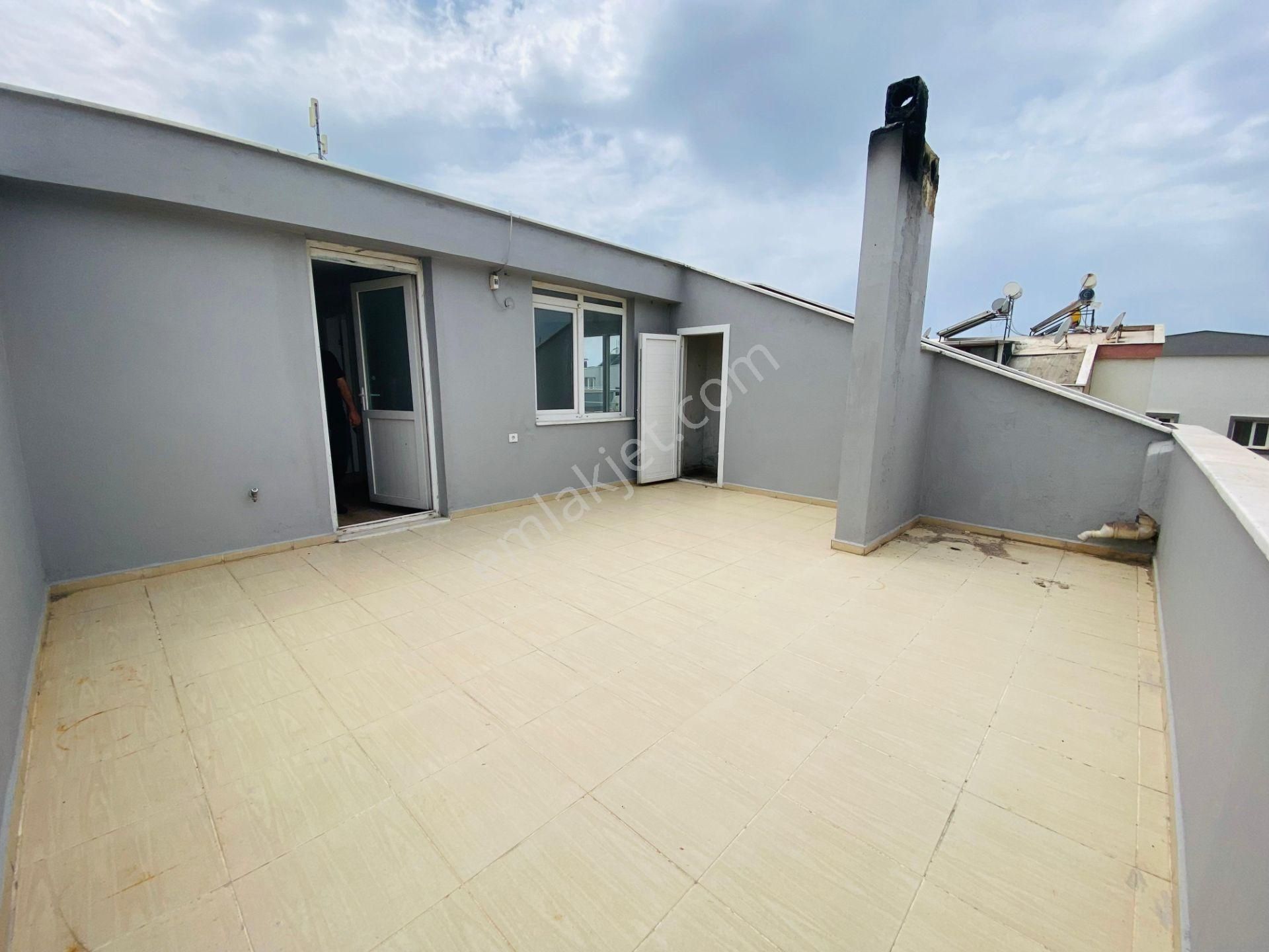 Didim Efelerde Acil Satılık 3+1 Teraslı 14 Yıllık Dublex Daire