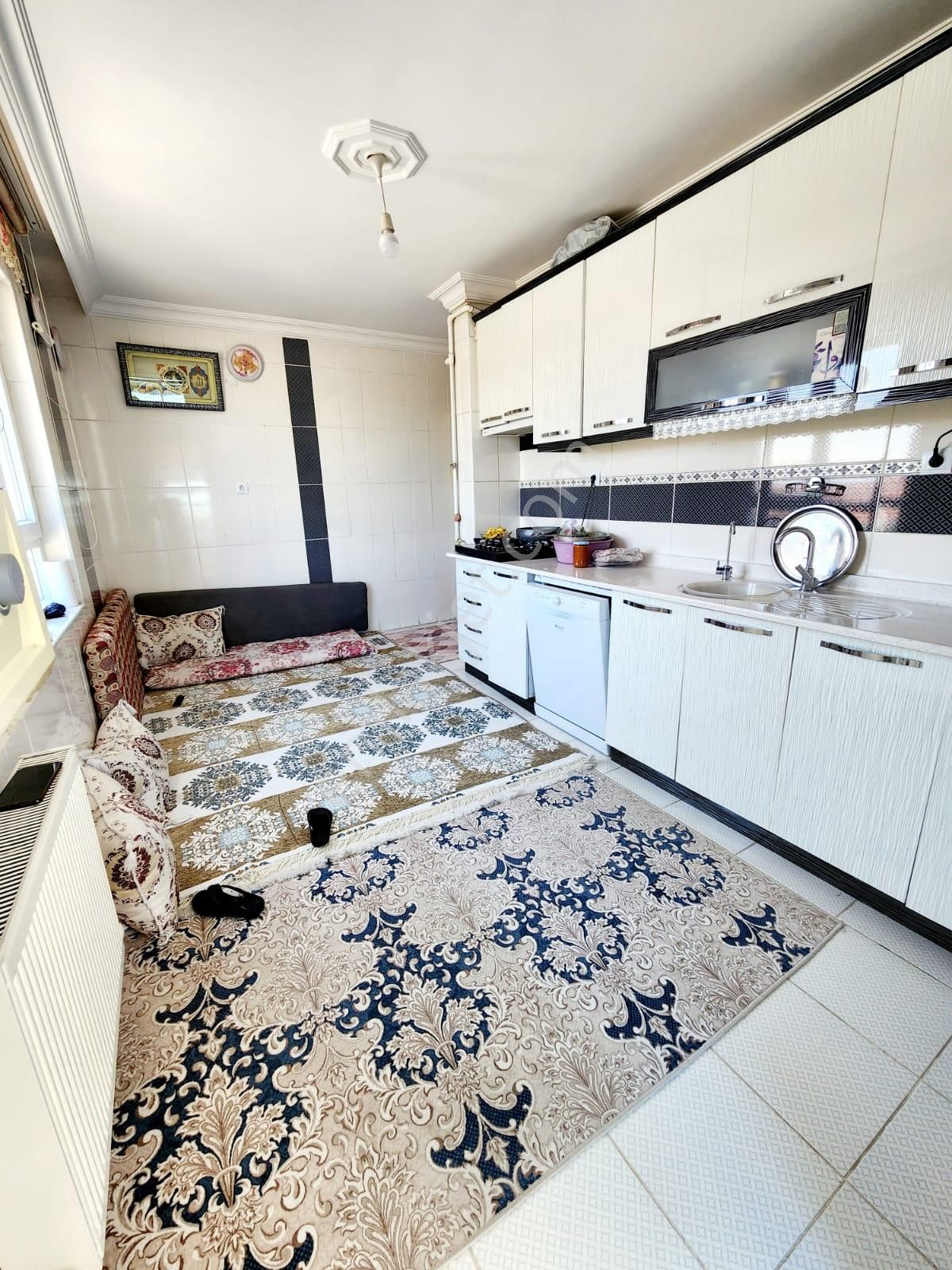 Beşikkaya Mevki Cadde Üzeri Köy Park Manzaralı 2.kat Yapılı Daire - Görsel 12