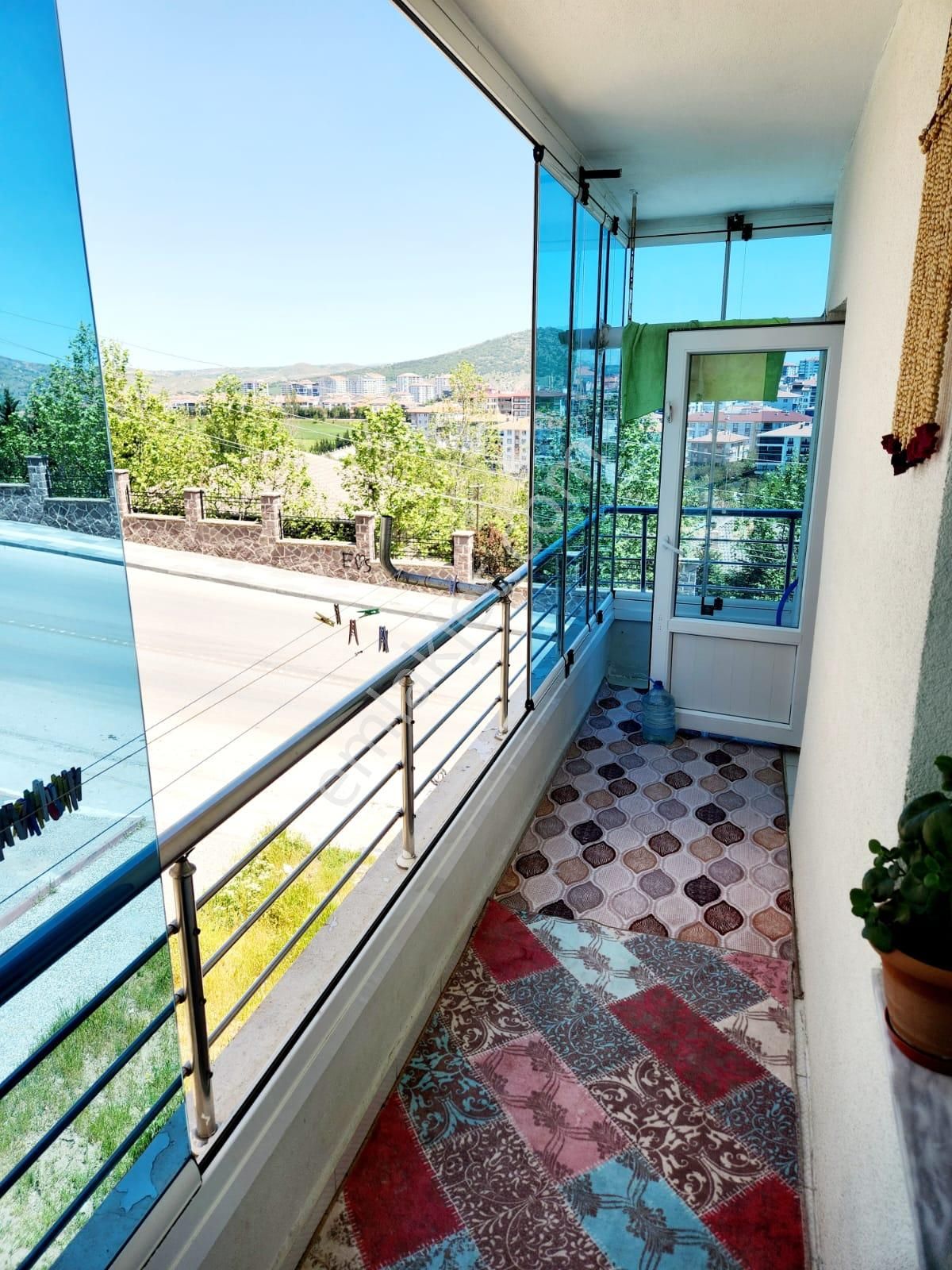 Beşikkaya Mevki Cadde Üzeri Köy Park Manzaralı 2.kat Yapılı Daire - Görsel 15