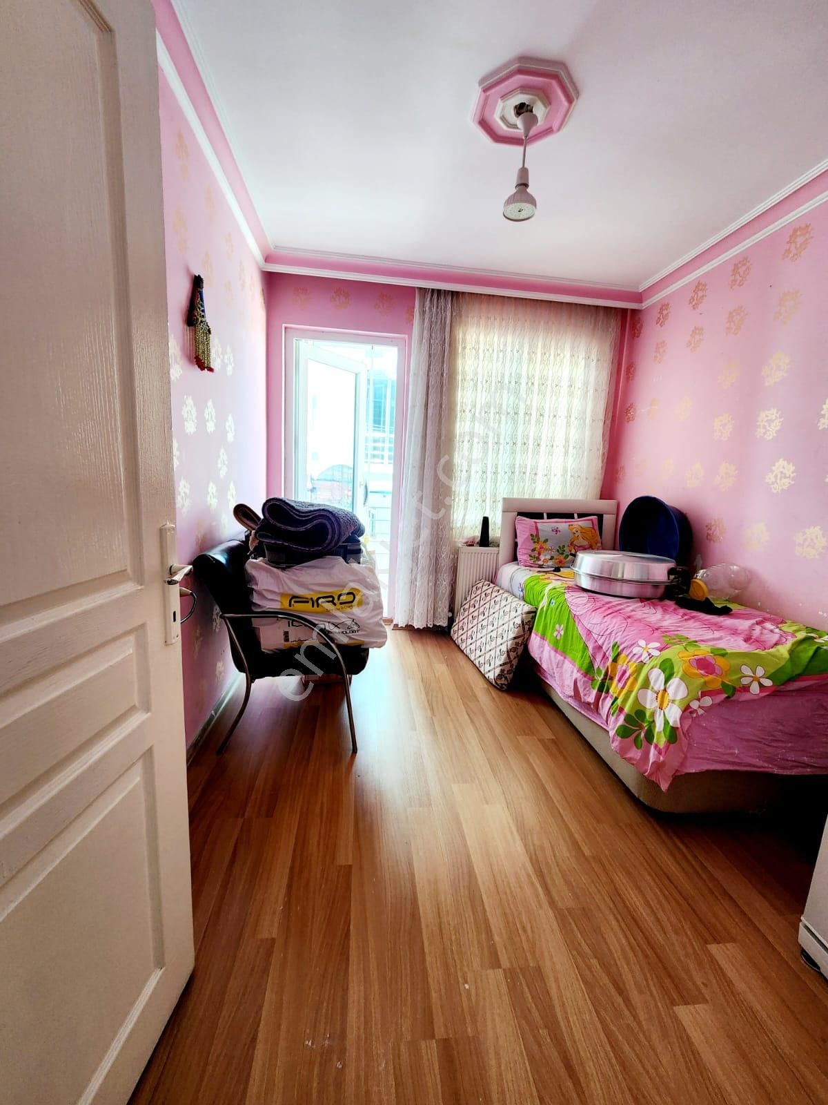 Beşikkaya Mevki Cadde Üzeri Köy Park Manzaralı 2.kat Yapılı Daire - Görsel 14