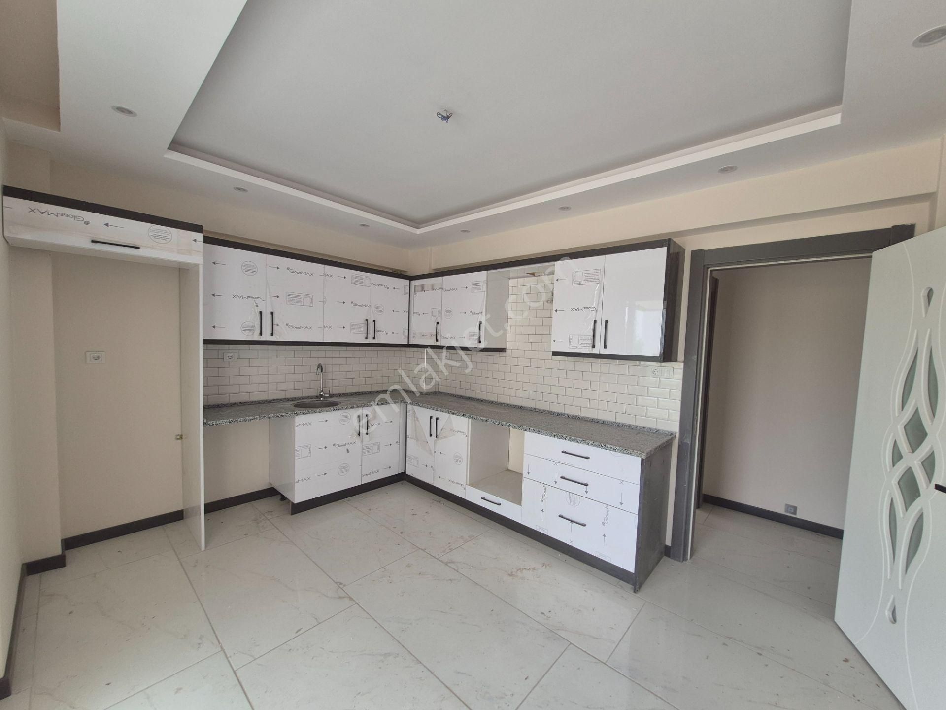 Yeşil Mah.'de Hastaneye 200 Mt Mesafede 2+1 Kiralık Sıfır Daire