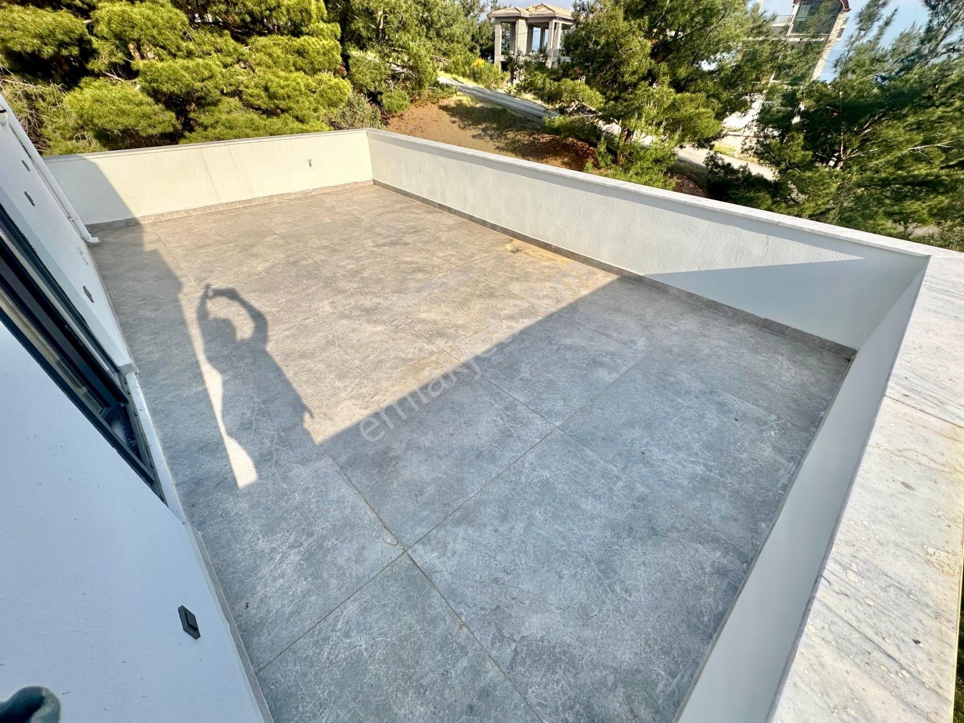 ✨akçay Ay Emlaktan✨gürede Kazdağlarının Eteklerinde Deniz Manzaralı Satılık 3+1 Lüx Müstakil Villa