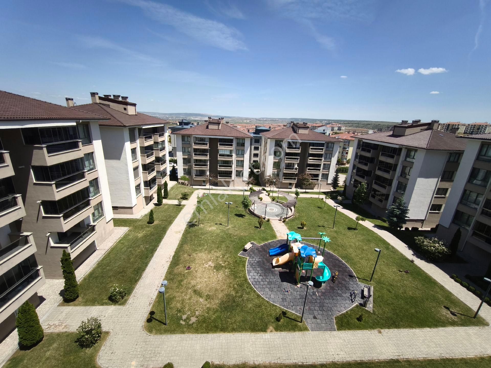 Nova Dan Vadişehir De Kiralık Site İçi 3+1 Daire
