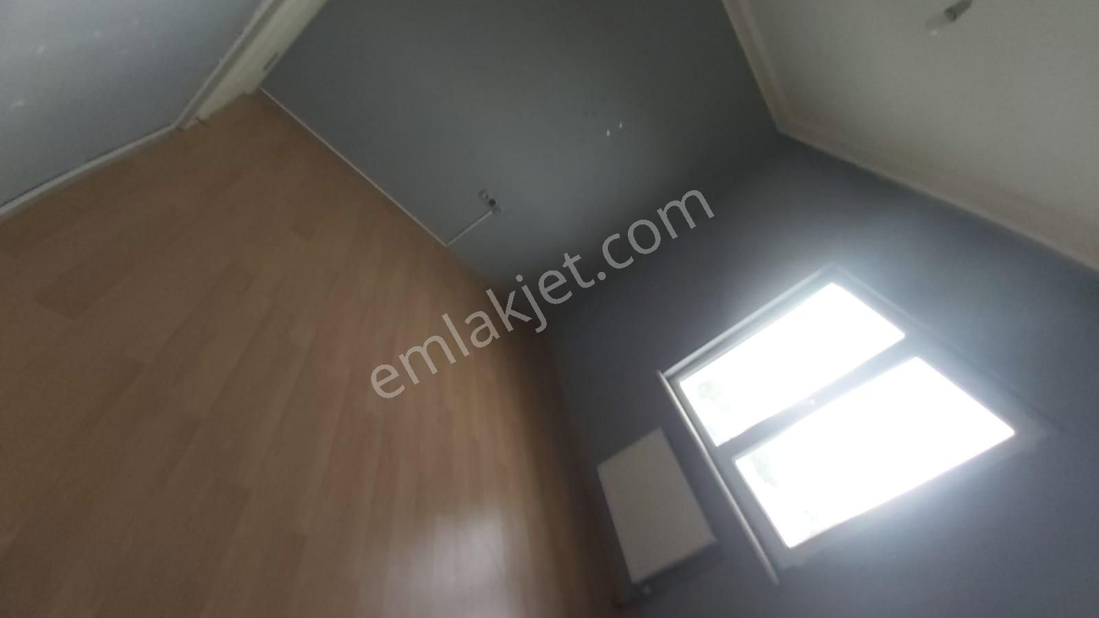 Kent'ten Altınevler Mah. Site İçinde Samsun Yolu Kenarında Yüksek Katlıda 3+1 Satılık Daire....!!!!!