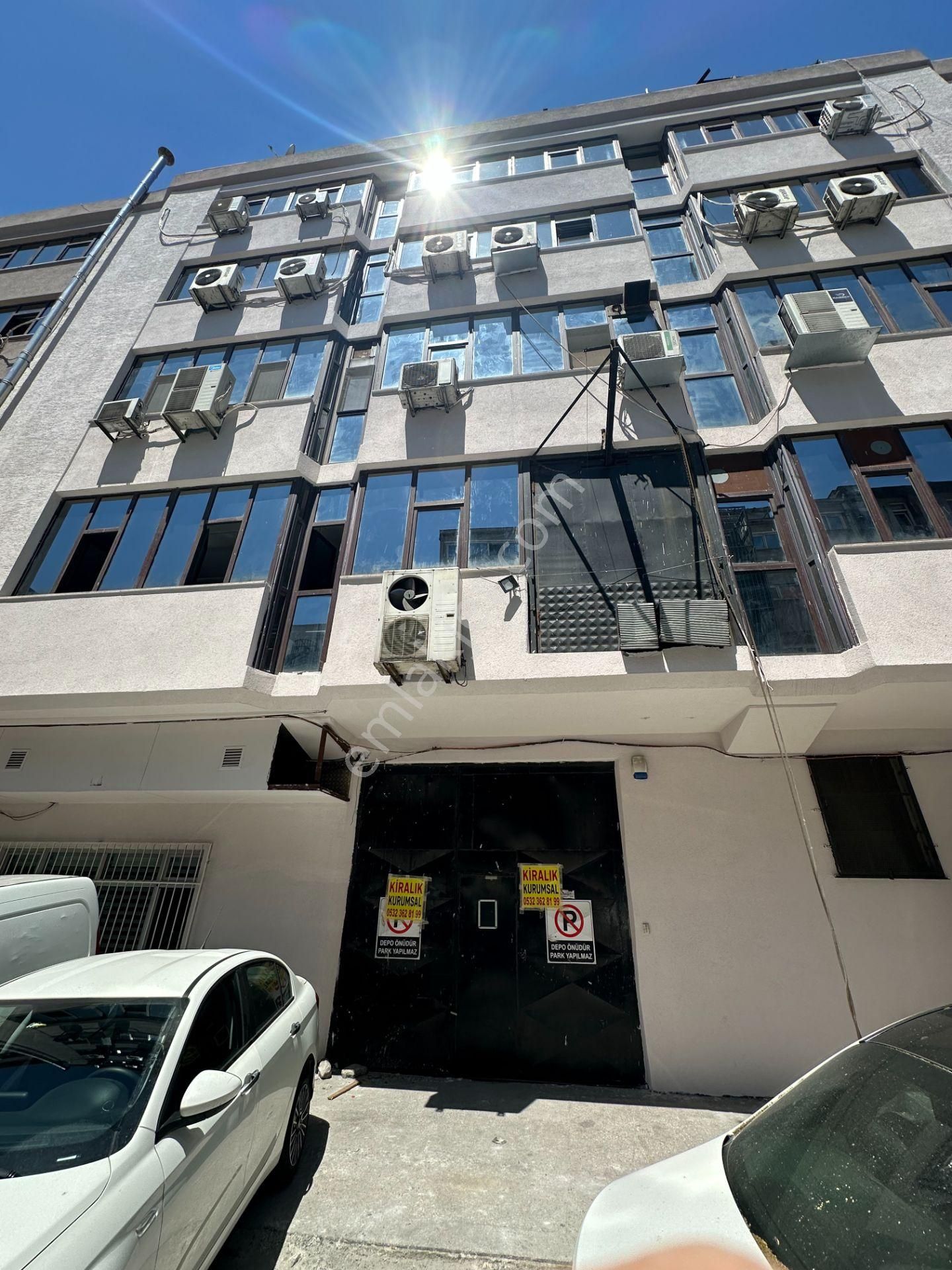 Güngören Sanayi Cadde Üzeri 500m2 Kiralık İmalathane, İş Yeri