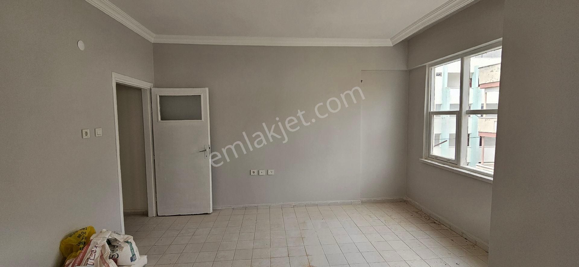 Alanya Mahmutlar Barbaros Caddesi Üzerinde Büyük Migros Karşısı 2+1 Ayrı Mutfaklı - Görsel 10