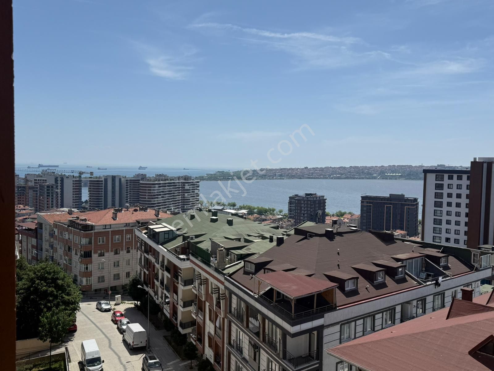 Barış'tan Site İçerisinde Göl-deniz Manzaralı Sıfır Lüks 3+1