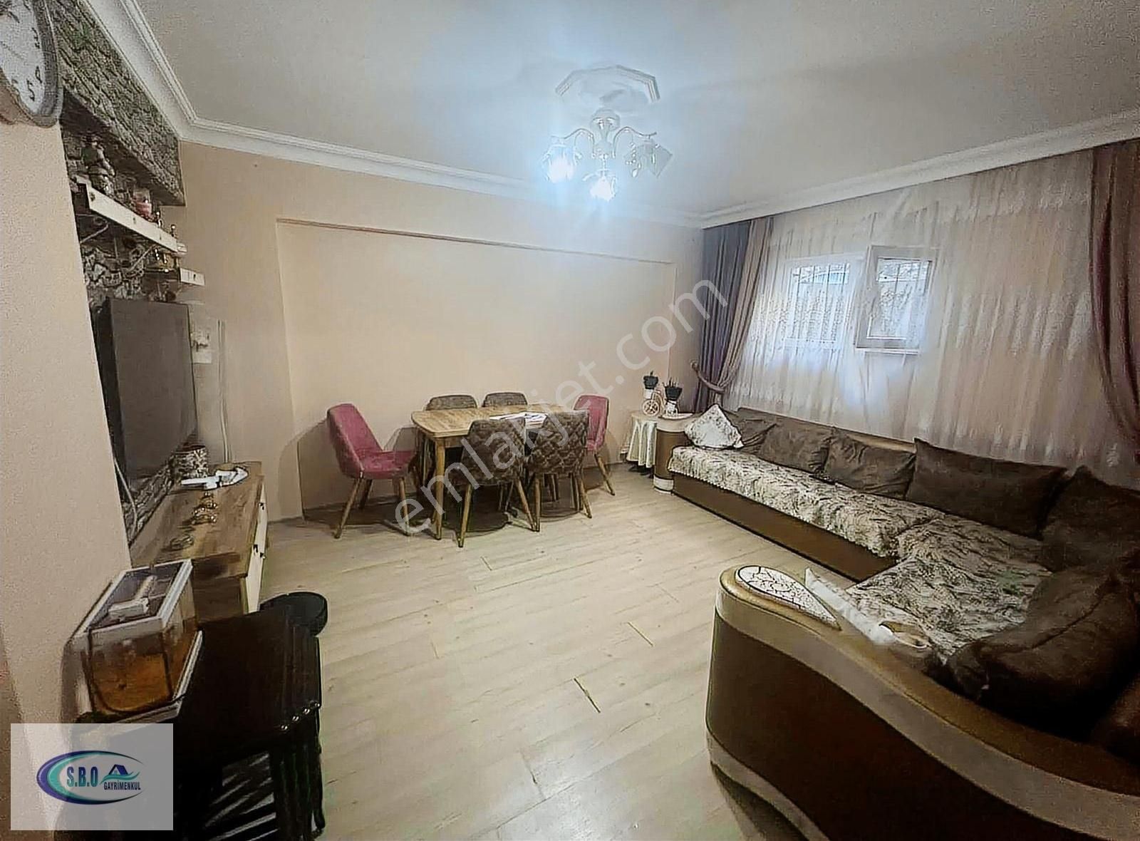 Satılık Sarıgazi Meclis Mh. 4+1 Zemin İskanlı Daire 140 M2