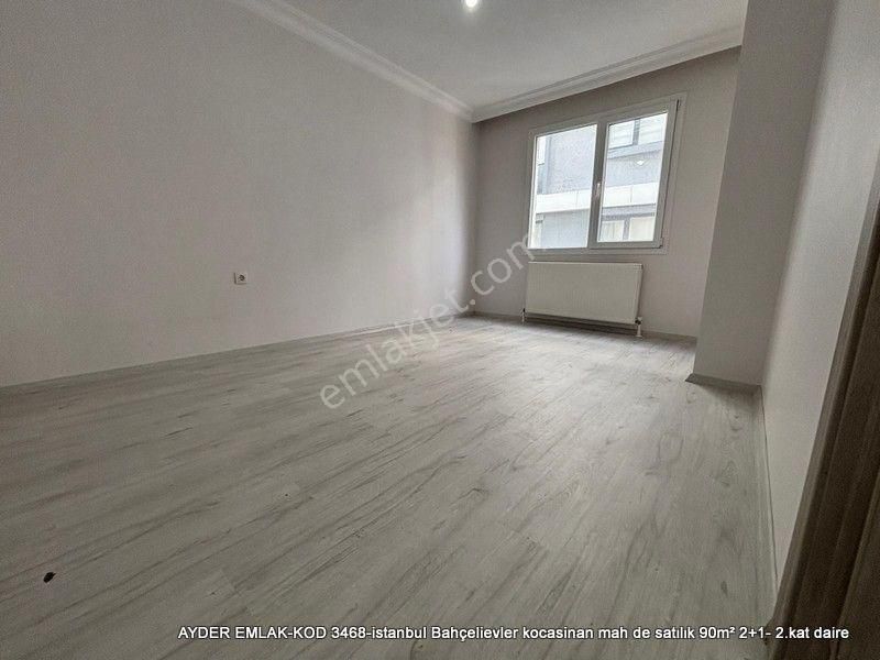 İstanbul Bahçelievler Kocasinan Mah De Satılık 90m² 2+1- 2.kat Daire