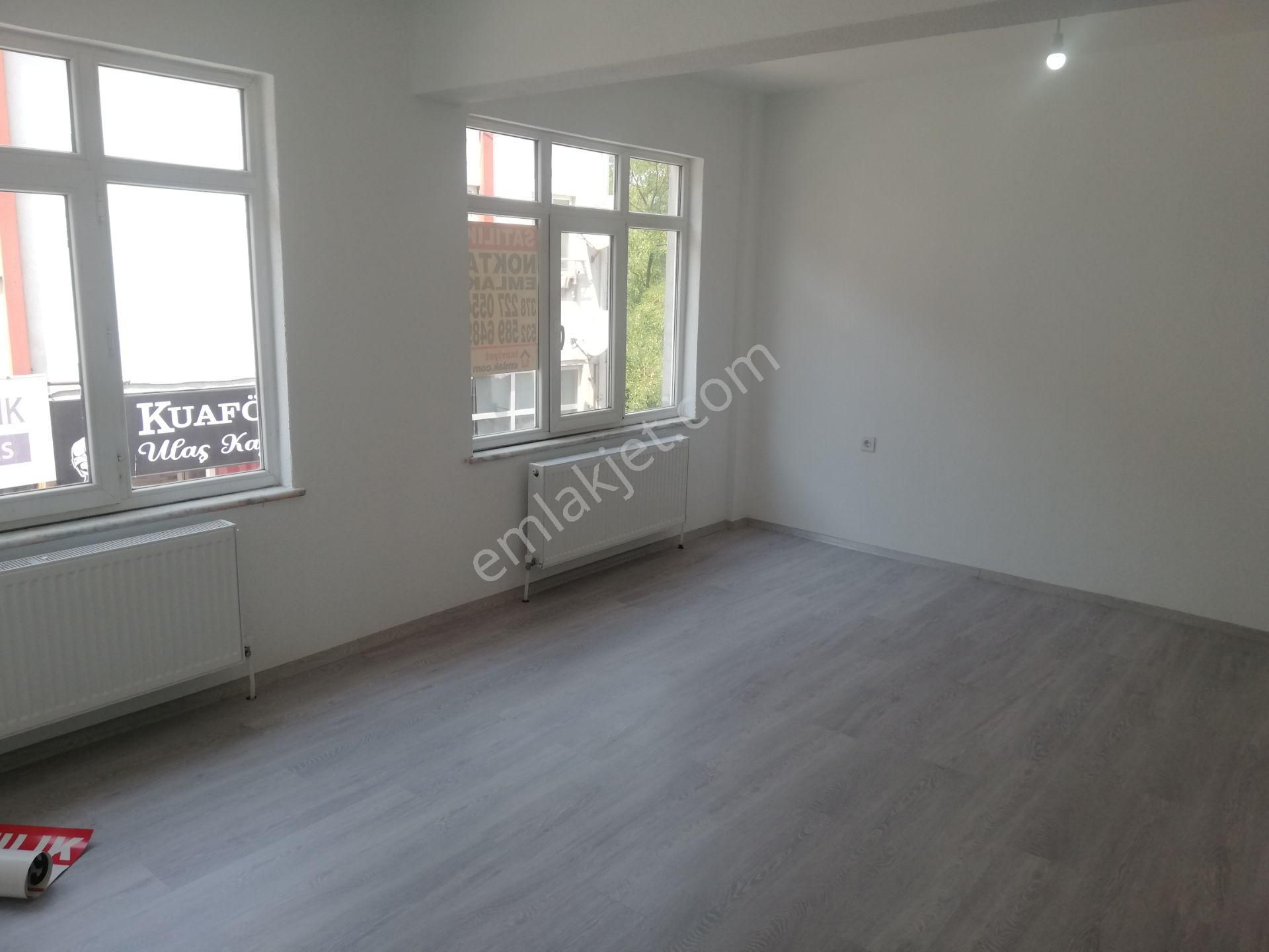 Kemer Köprü Mahallesinde Caddede Komple Bina - Görsel 7