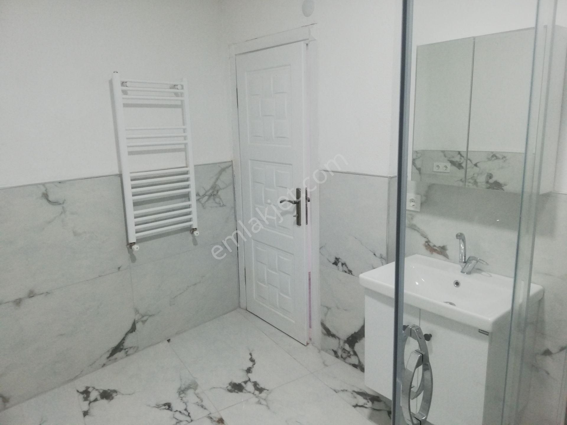 Kemer Köprü Mahallesinde Caddede Komple Bina - Görsel 30