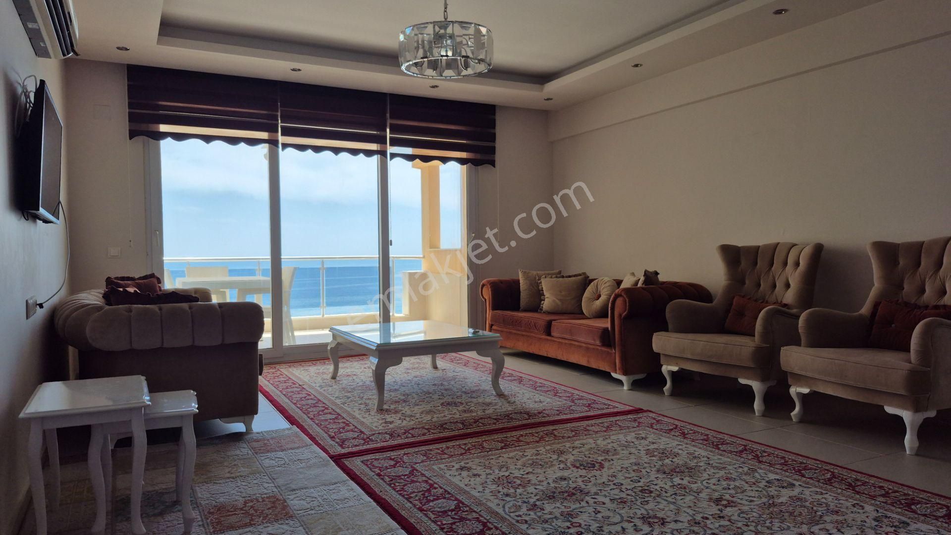 Mersin Ayaş'ta Eşsiz Deniz Manzaralı, Full Donanımlı 2+1 Daire