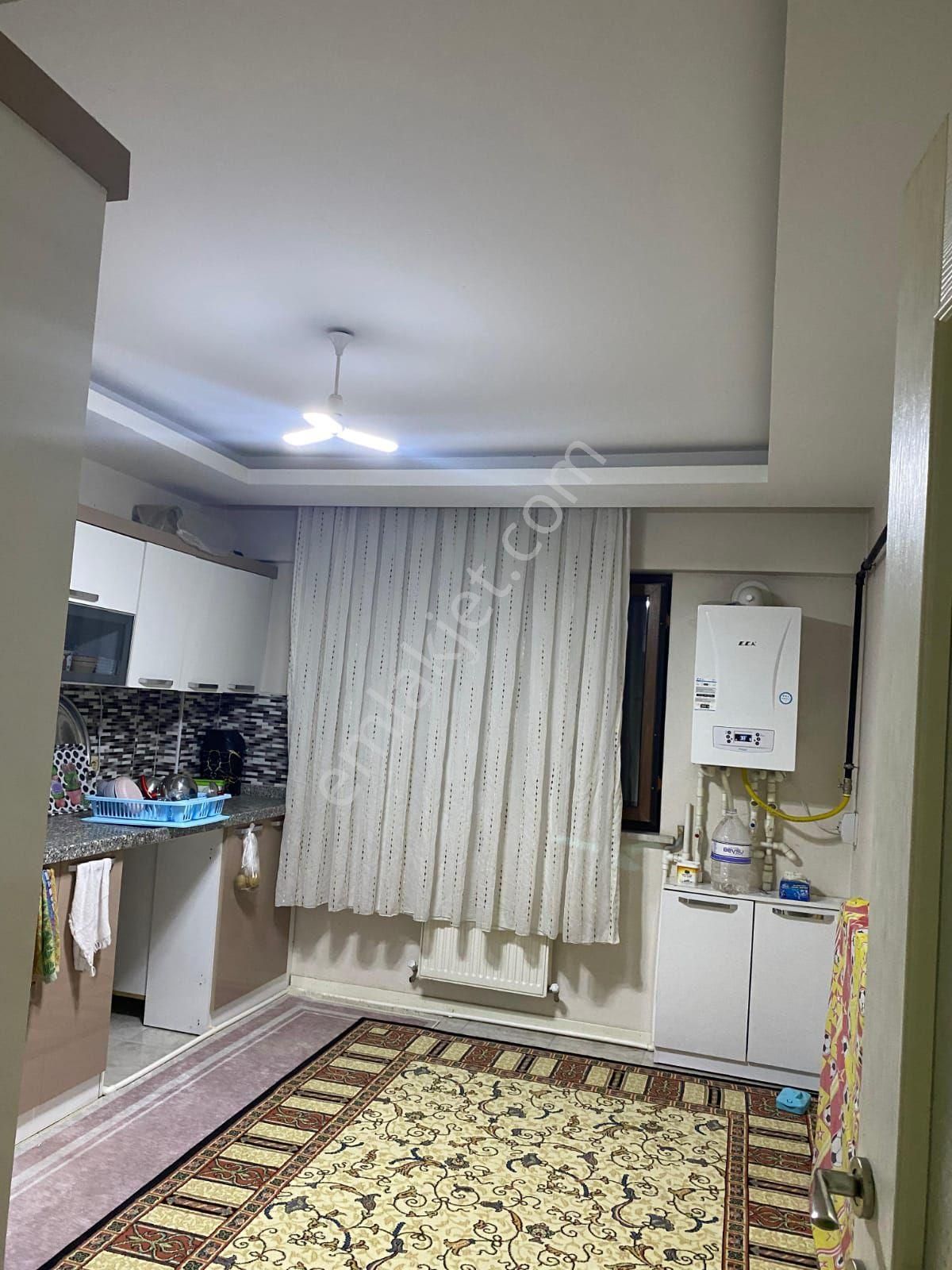 Karaaslanda 3+1 8 Yıllık Daire