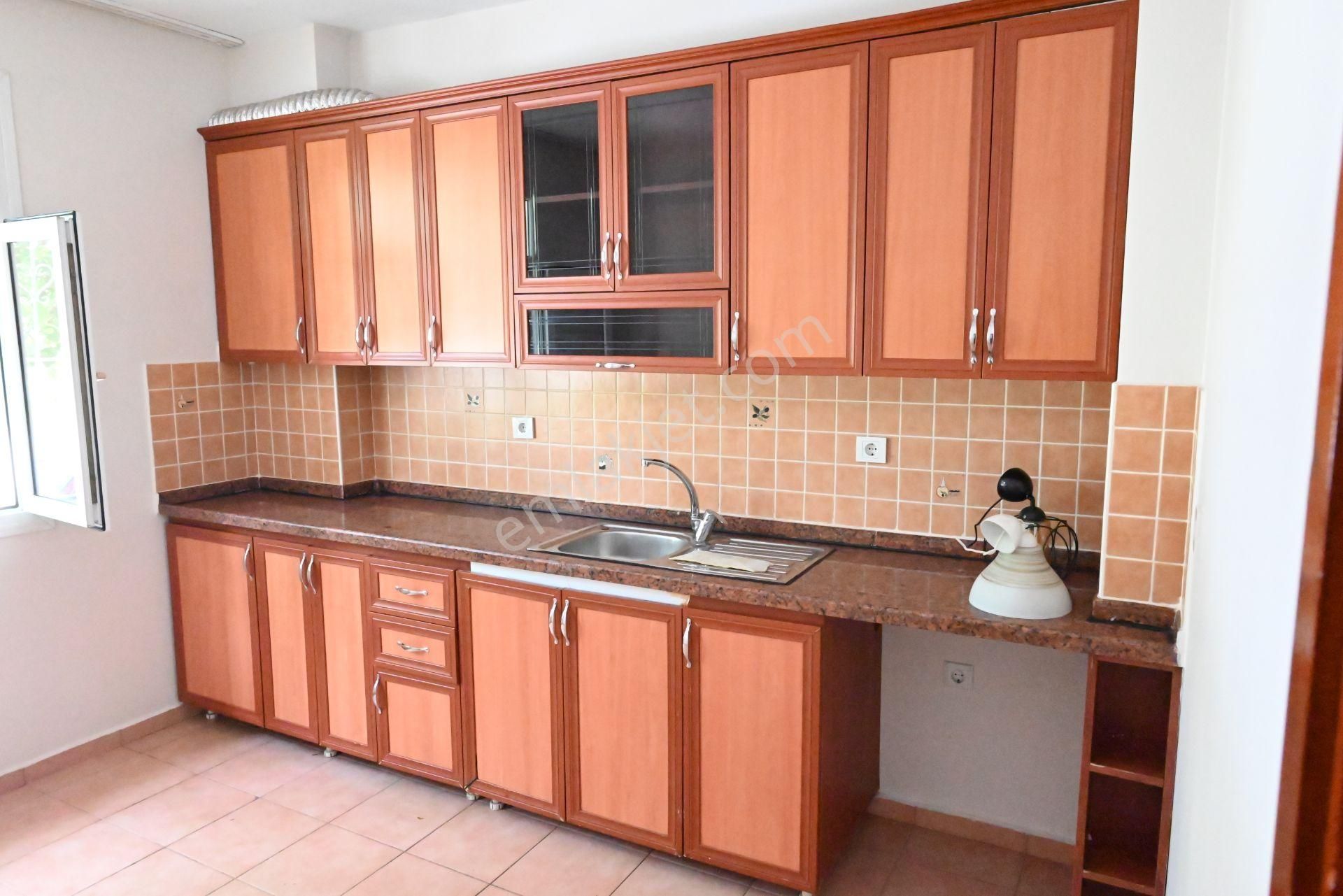 Mersin Akkent Mah 3+1 Zemin Kat Kiralık Daire
