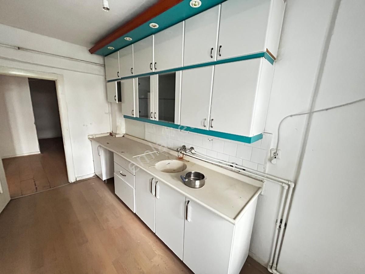 Sincan Mareşal Çakmak Mah 3+1 Cadde Üzeri Satılık Daire