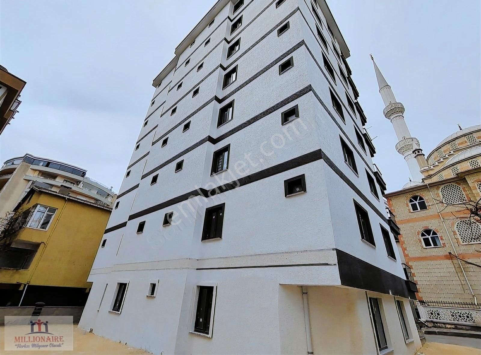 Çekmeköy Taşdelen Cumhuriyet Mh Giriş Katı 2+1 Satılık Daire
