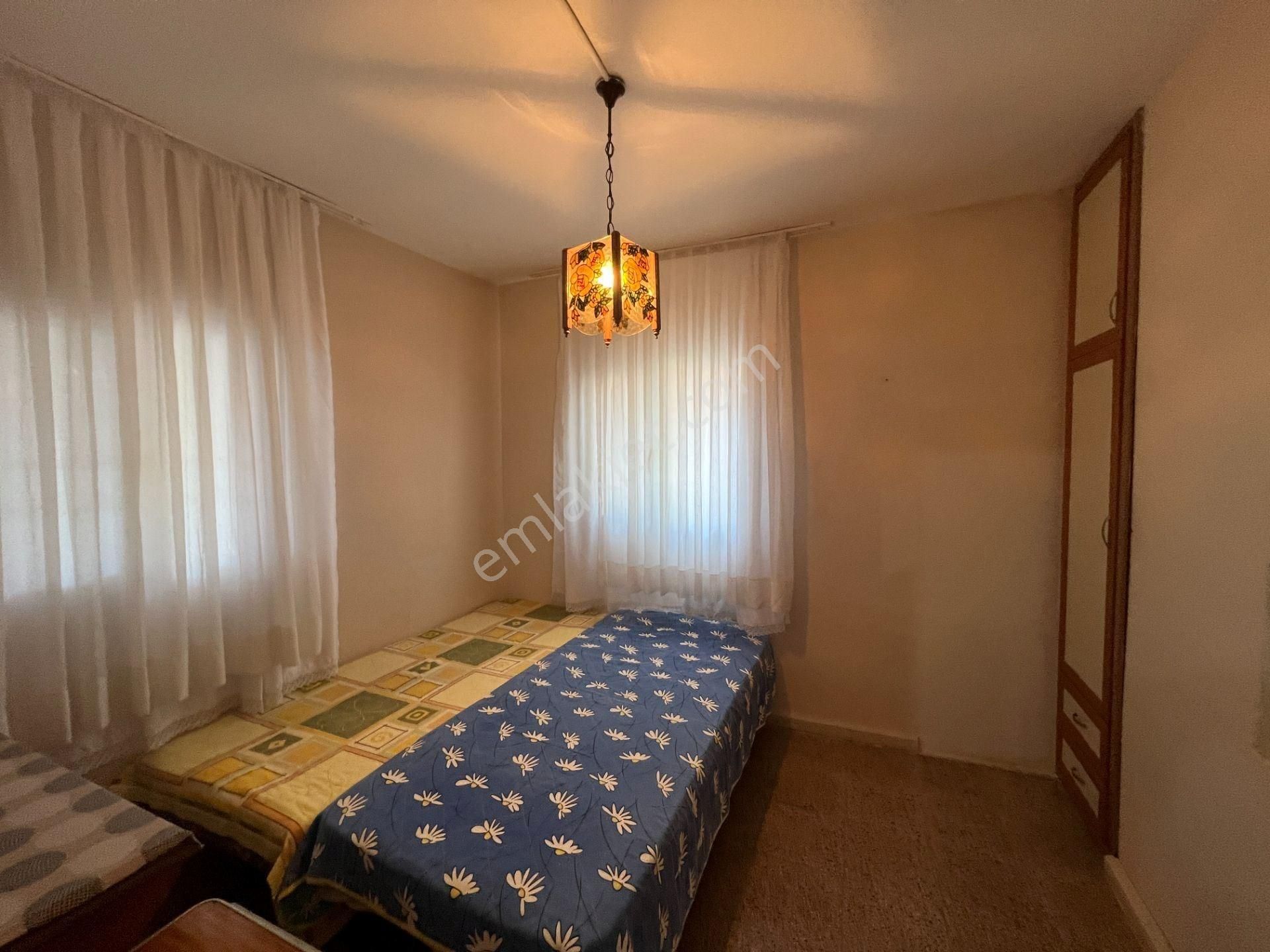 Ürkmez'de Köşe Konumda Denize 250metre 7+1 Dubleks Yazlık - Görsel 34