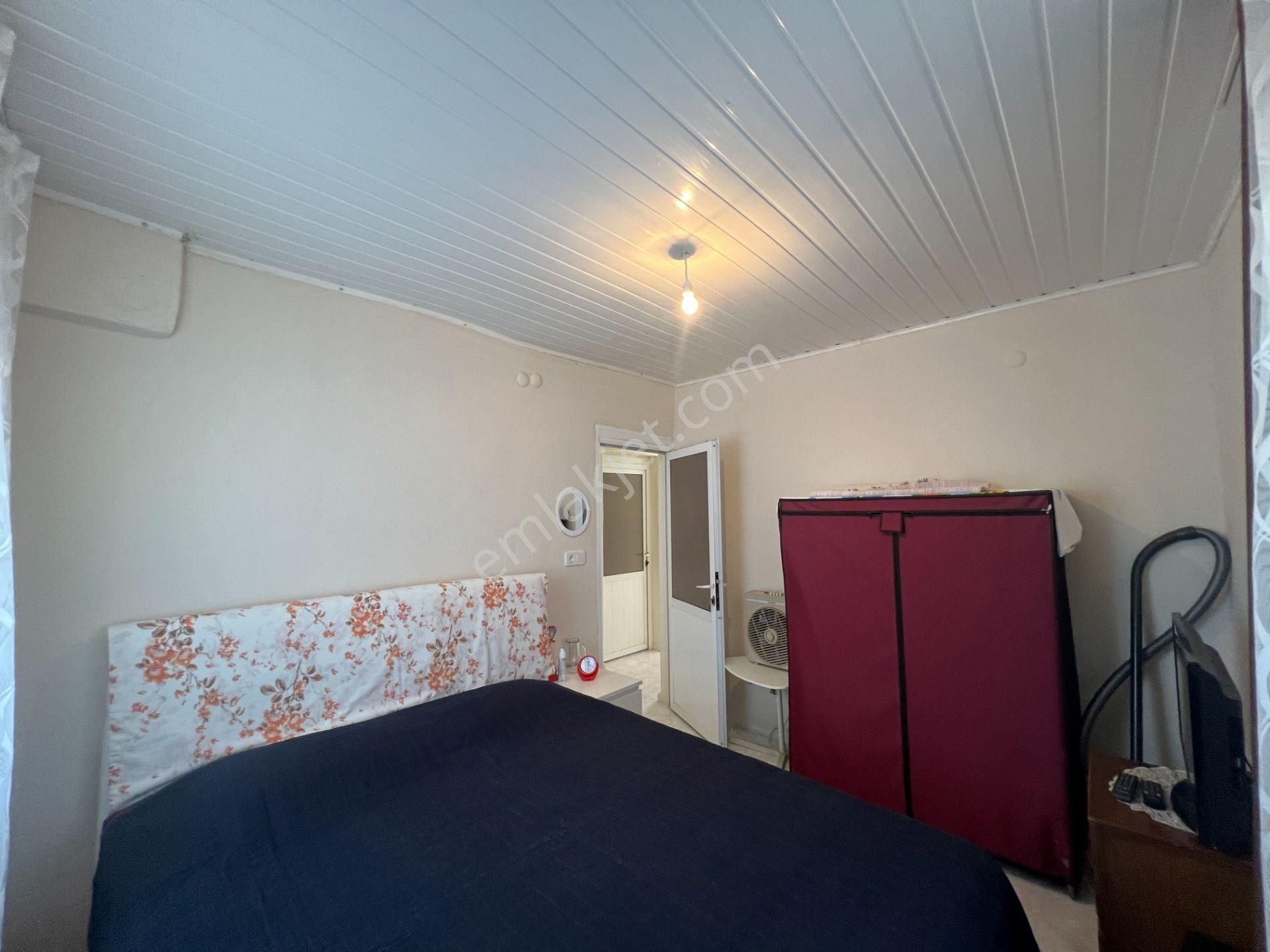 Ürkmez'de Köşe Konumda Denize 250metre 7+1 Dubleks Yazlık - Görsel 19