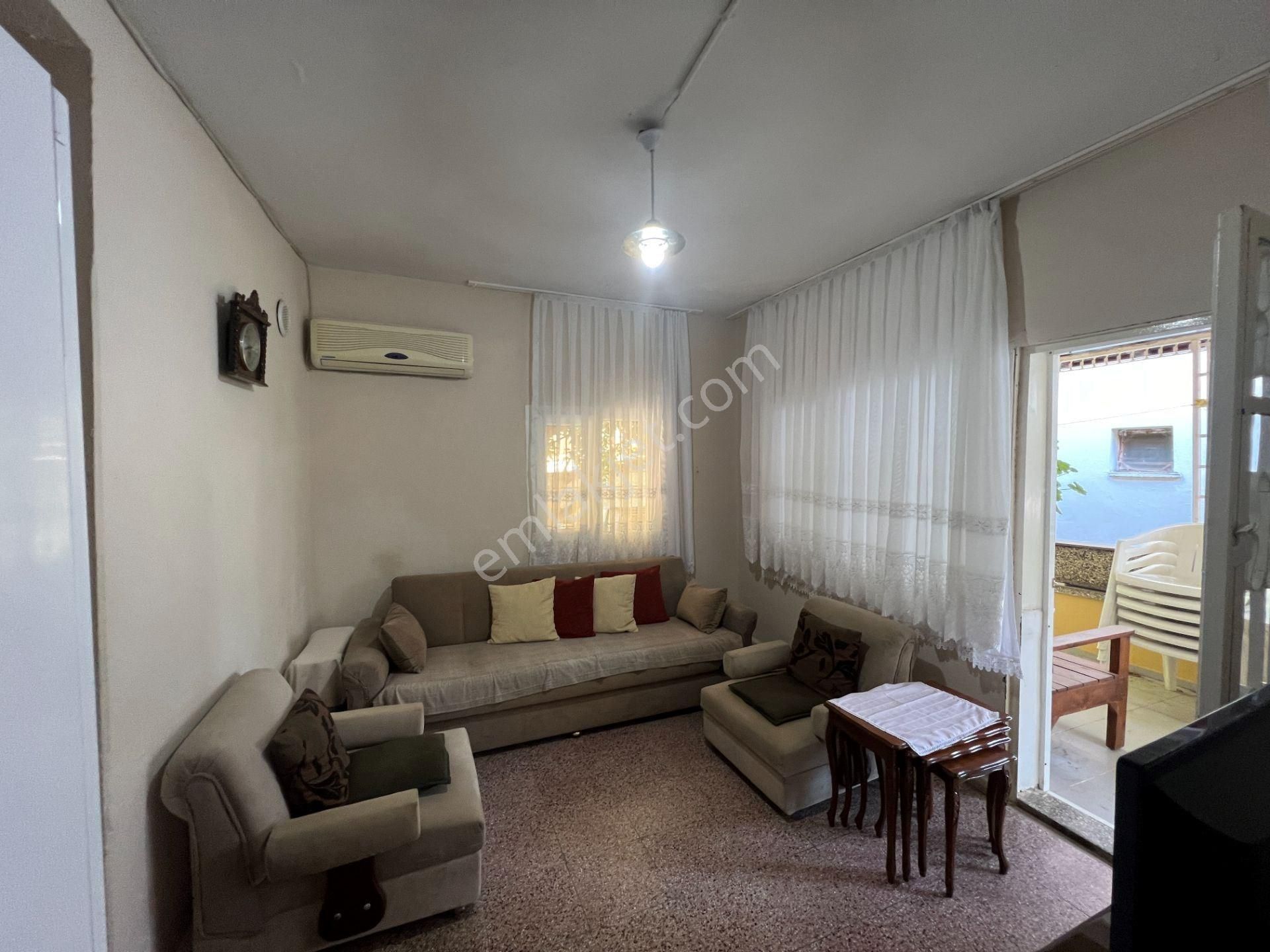 Ürkmez'de Köşe Konumda Denize 250metre 7+1 Dubleks Yazlık - Görsel 7