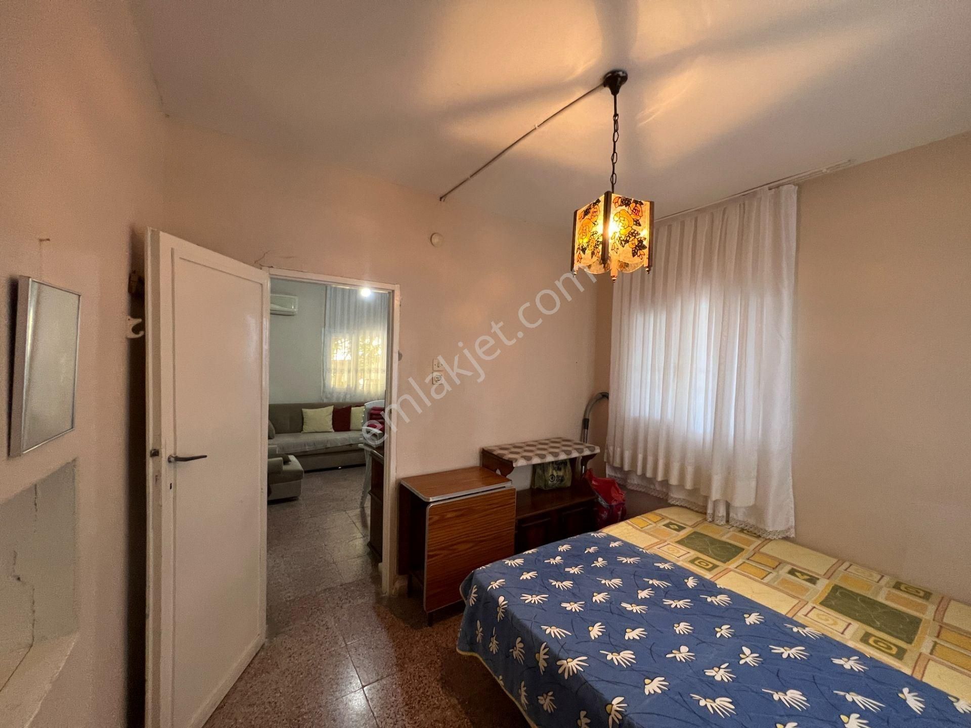 Ürkmez'de Köşe Konumda Denize 250metre 7+1 Dubleks Yazlık - Görsel 12