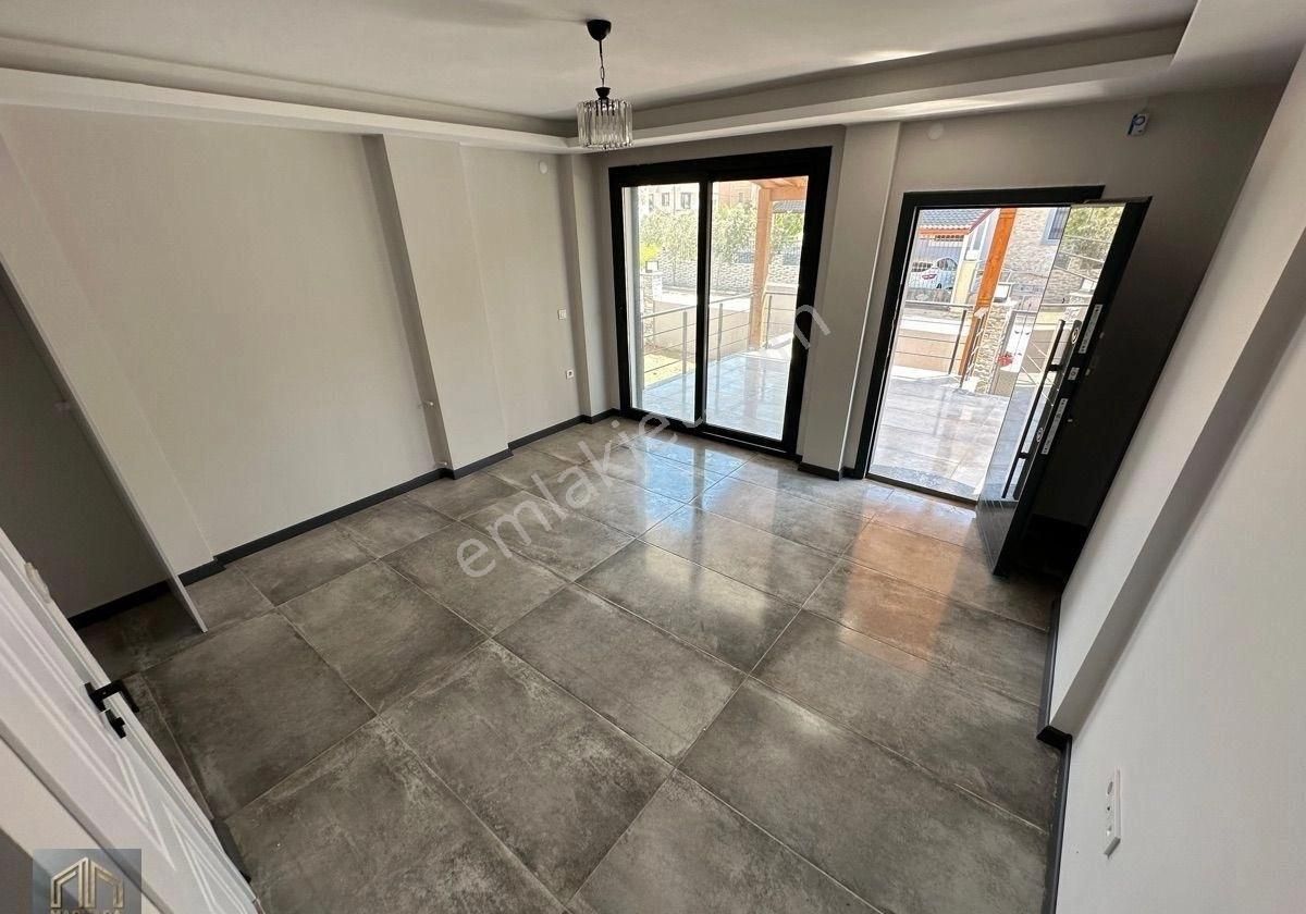 İzmir Seferihisar Doğanbey De Satılık 2+1 Yazlık Villa Denize 650 Metre Mesafede - Görsel 5