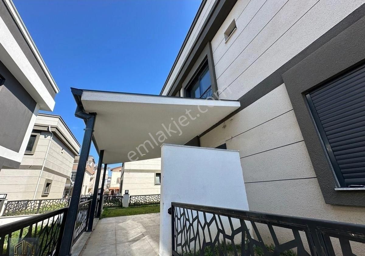 İzmir Seferihisar Doğanbey De Satılık 2+1 Yazlık Villa Denize 200 Metre - Görsel 16