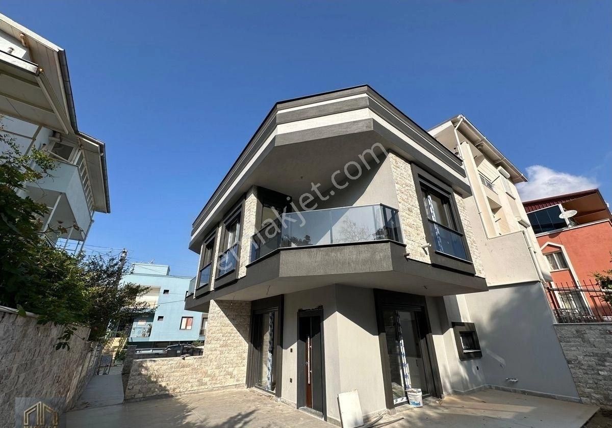 İzmir Seferihisar Ürkmez De Satılık 2+1bahçeli Yazlık Villa - Görsel 3