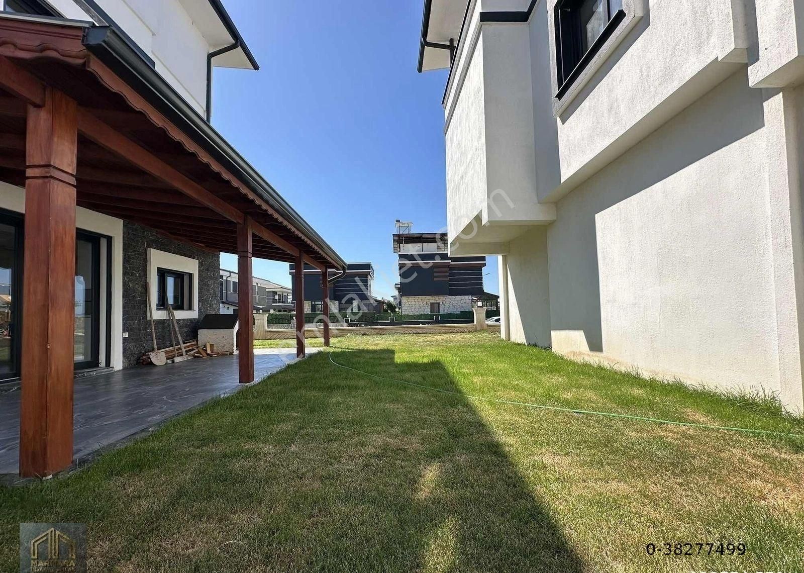 Seferihisar Doğanbey De Satılık Havuzlu Yazlık 3+1 Müstakil - Görsel 17