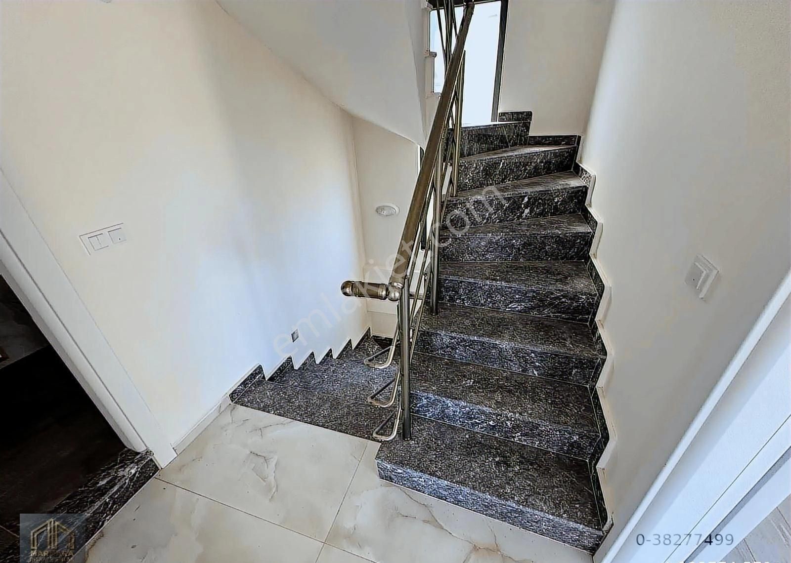 Seferihisar Doğanbey De Satılık Havuzlu Yazlık 3+1 Müstakil - Görsel 31