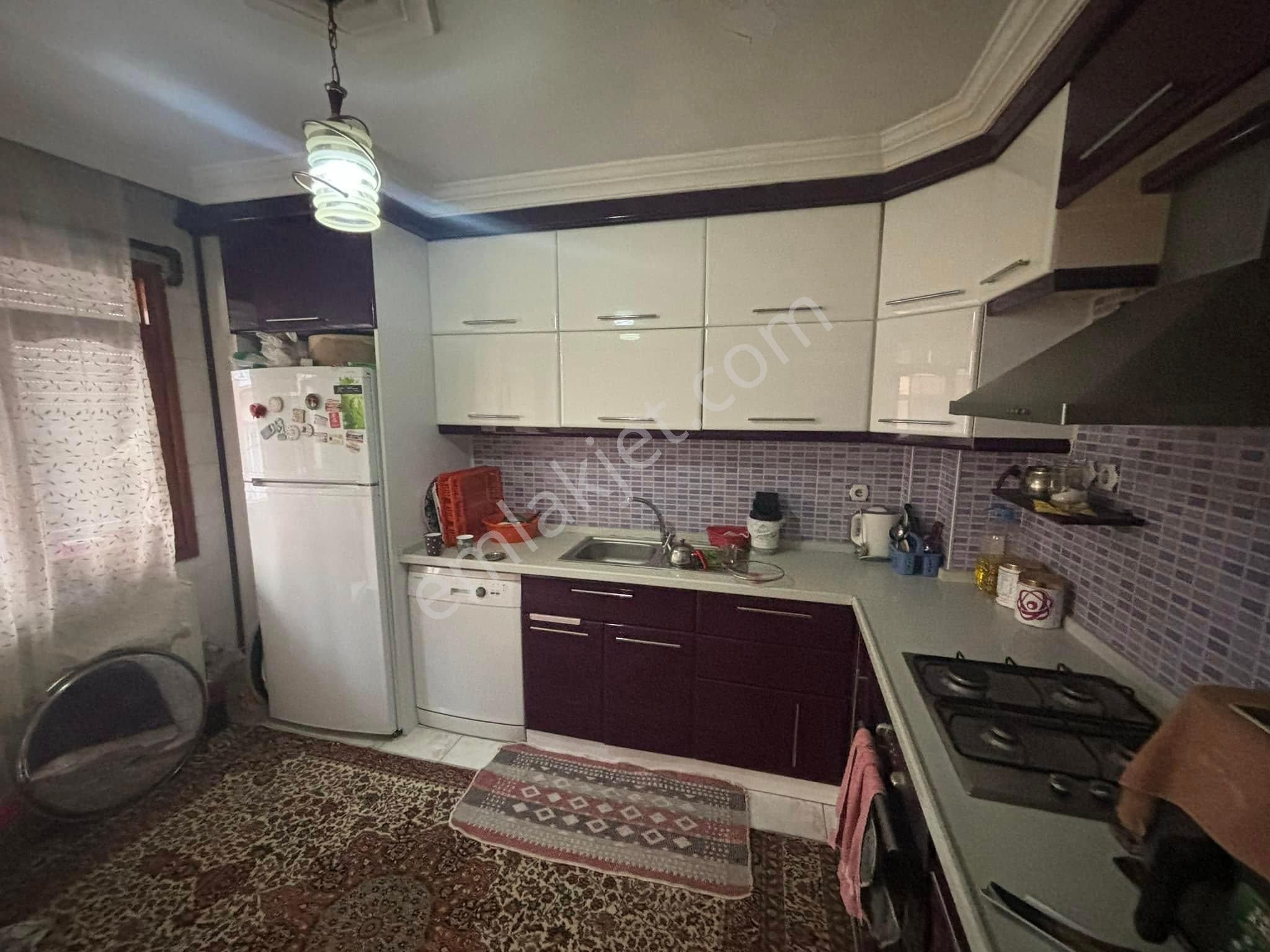 Tc Emlaktan Satılık Carsı Merkez De Ara Kat Daire