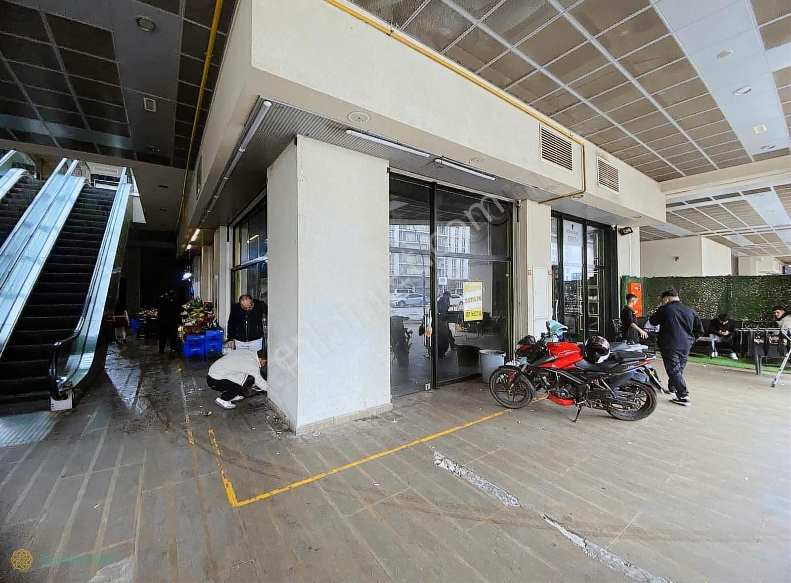 Başakşehir Kayaşehir Park Mavera1'de Satılık Boş Dükkan