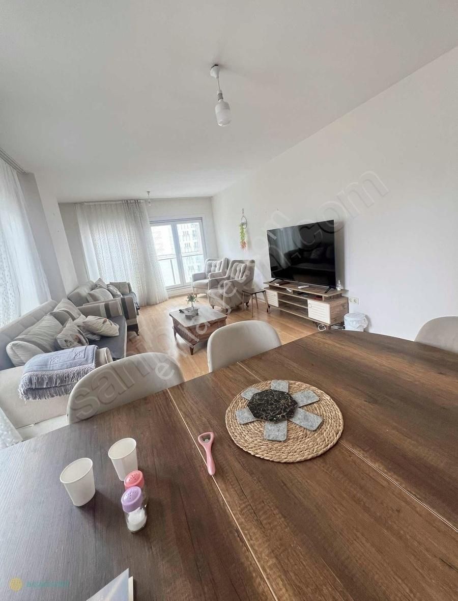 İstanbul Başakşehir Vadiyaka Sitesi Eşyalık Kiralık 3+1 Daire