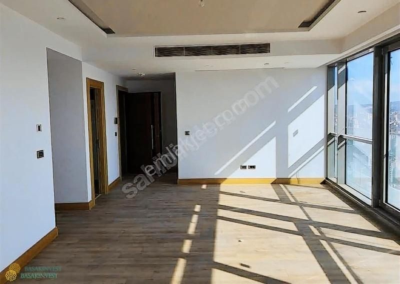 Sarphan Finans Satılık Kapali Mutfak 3+1 Daire. 3 Adet Boş