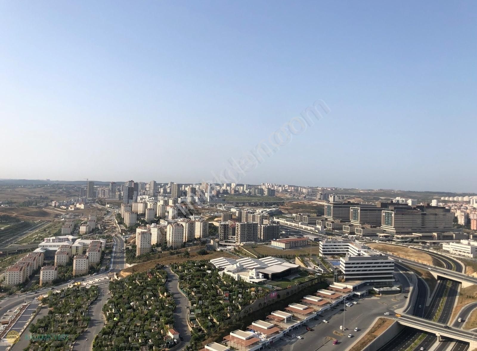 İstanbul Başakşehir Bulvar İstanbul Sitesi 3+1 Yüksek Şerefiyeli