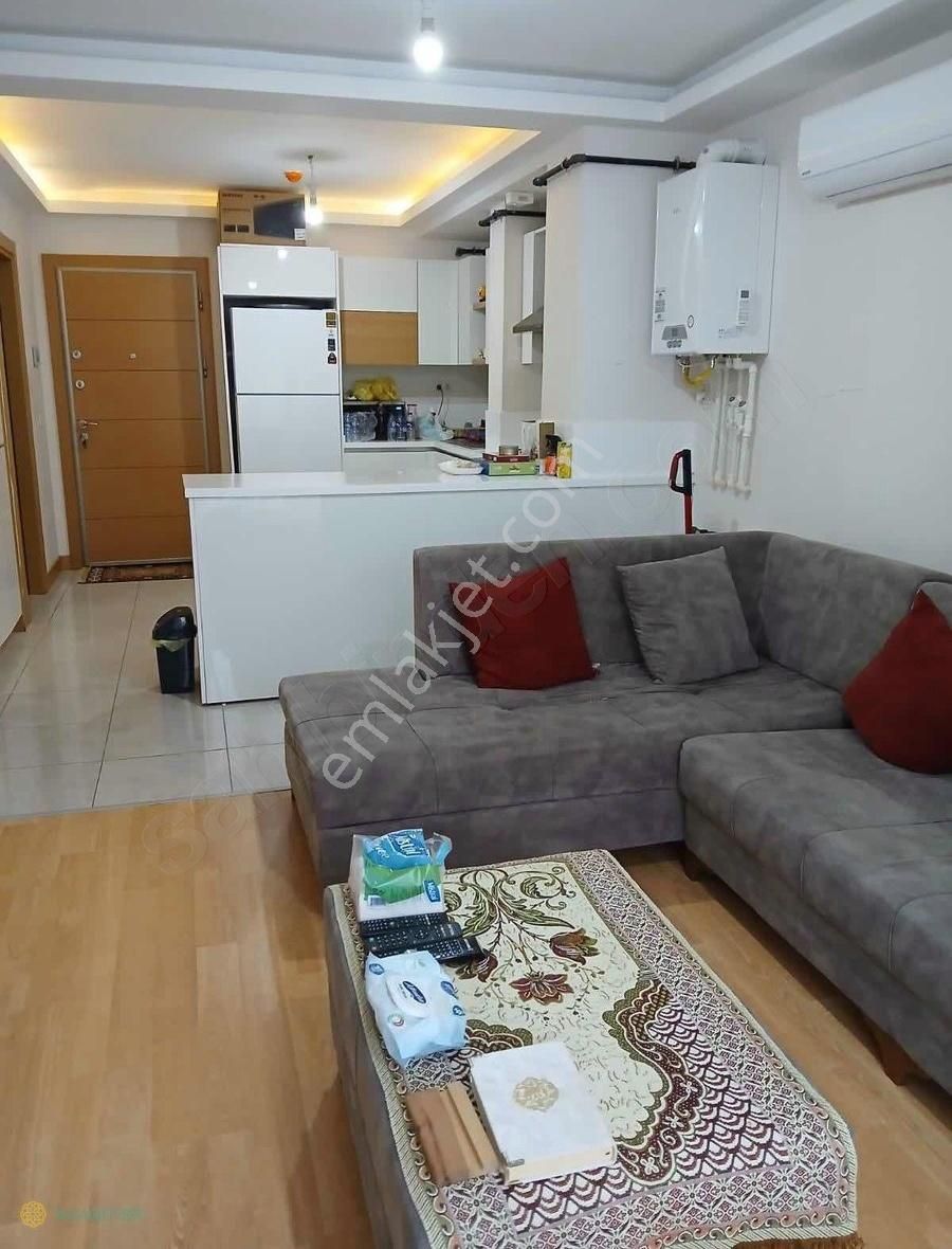 İstanbul Başakşehir Vadiyaka'da 1+1 Eşyalı Satılık Daire