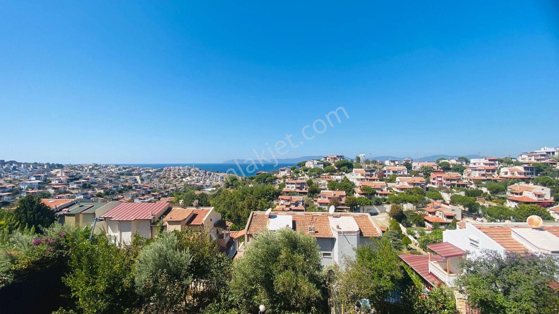 Seferihisar Yenisu Evleri Doğa Deniz Manzaralı Satılık Villa 4+1