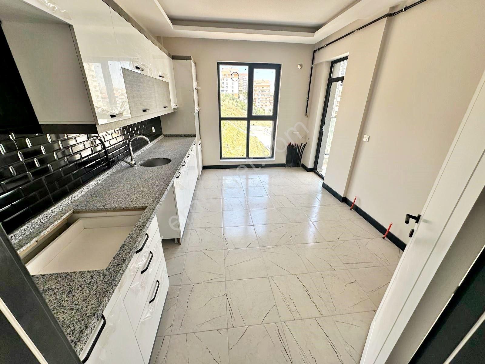 Gold Gayrimenkulden Etlik Caddesi Yakını Anteras Ve Etlik Şehir Hast 4 Km Satılık 3+1 Daire