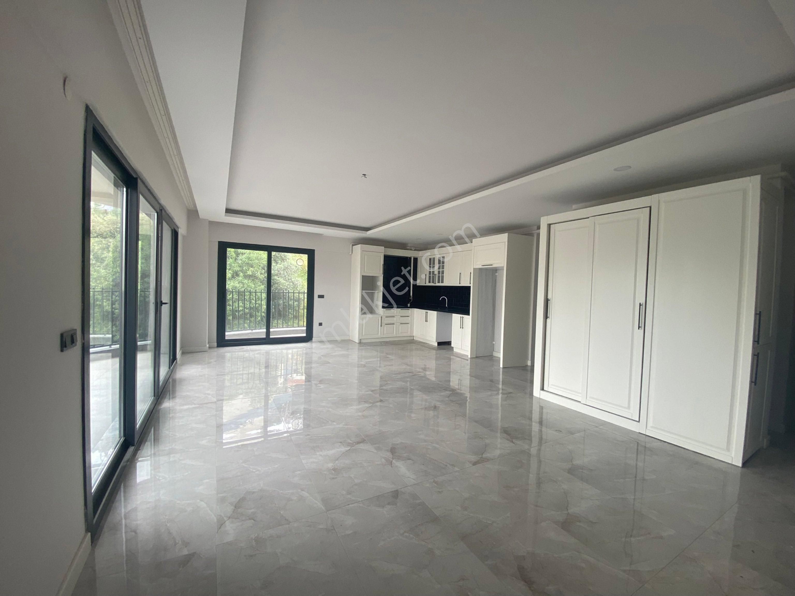 Nezih Site İçerisinde Satılık 2+1 Daire