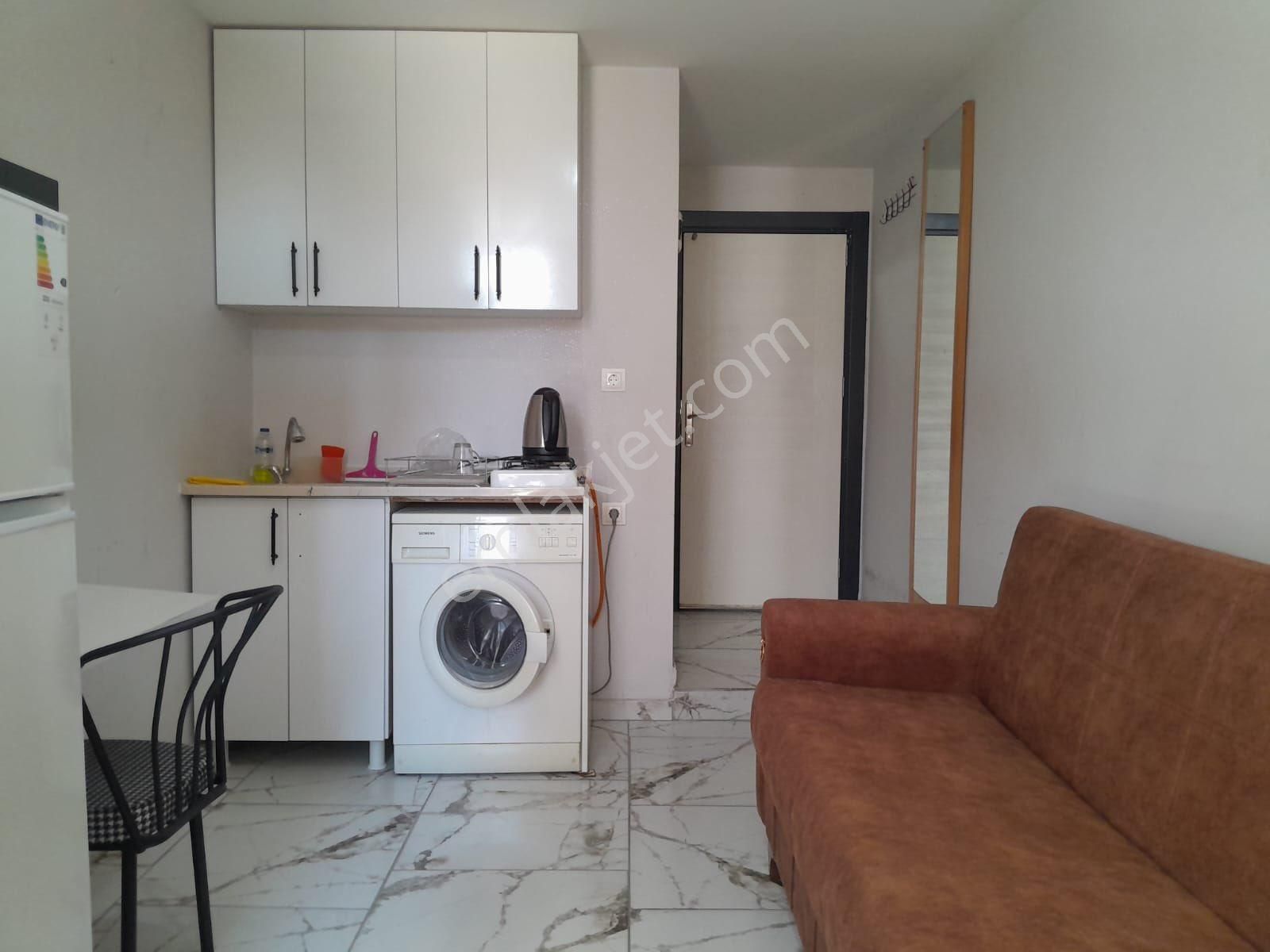 Yeşilyurt Metro Duragı Yanı Eşyalı Kiralık 1+0