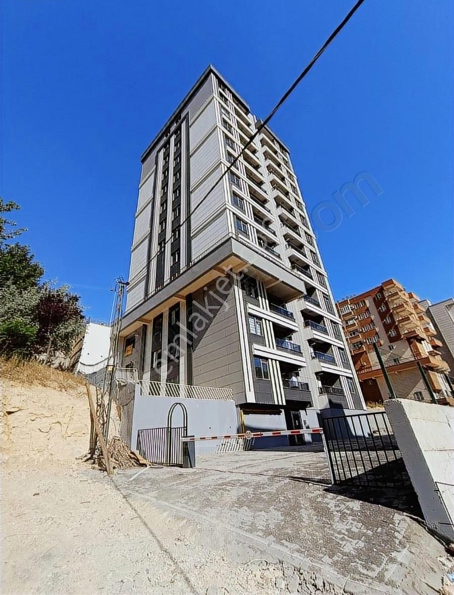 Acil Kiralık Narlıkuyu Mahallesi 2+0 Oda 1001 Yapı Lüks Daire