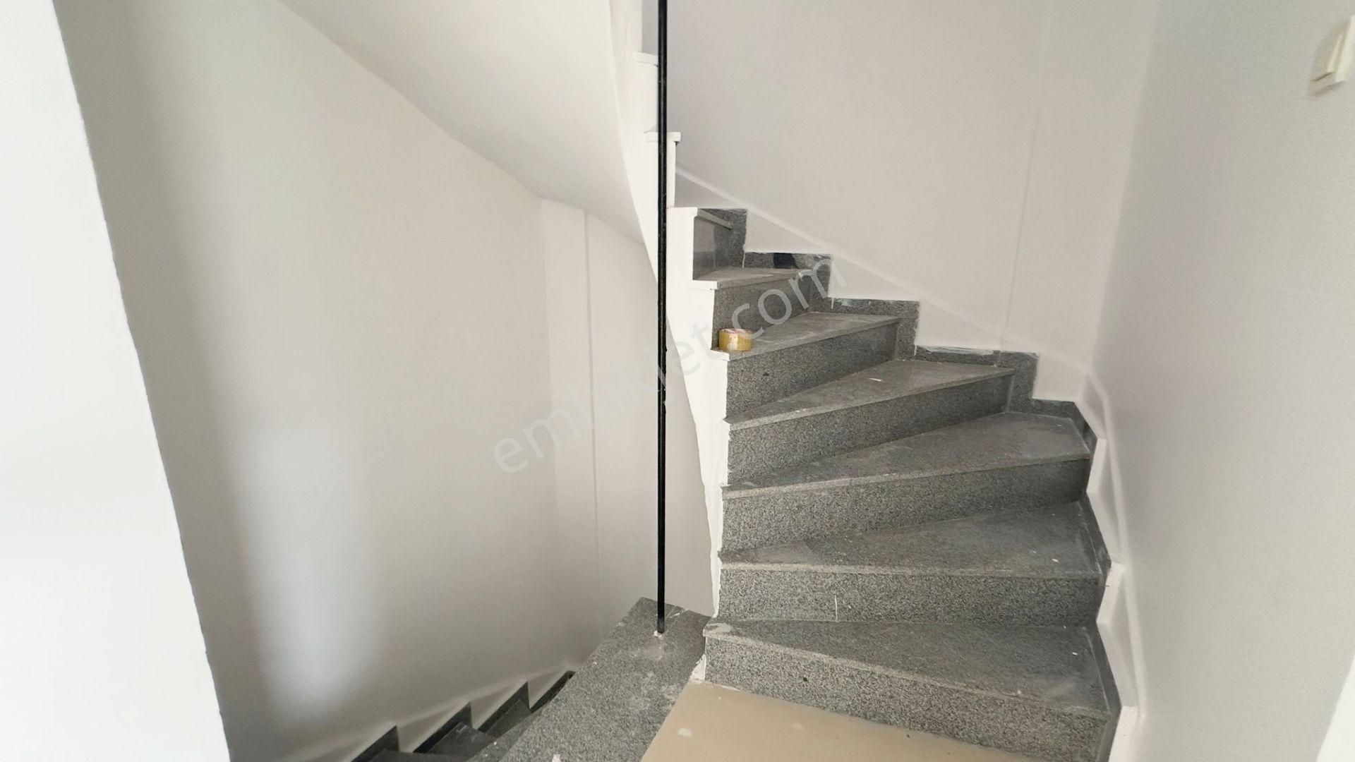 Başokur'dan Laleli Büyükreşitpaşa Cd. Ahmetşuayip Sokak,ta Bina - Görsel 14