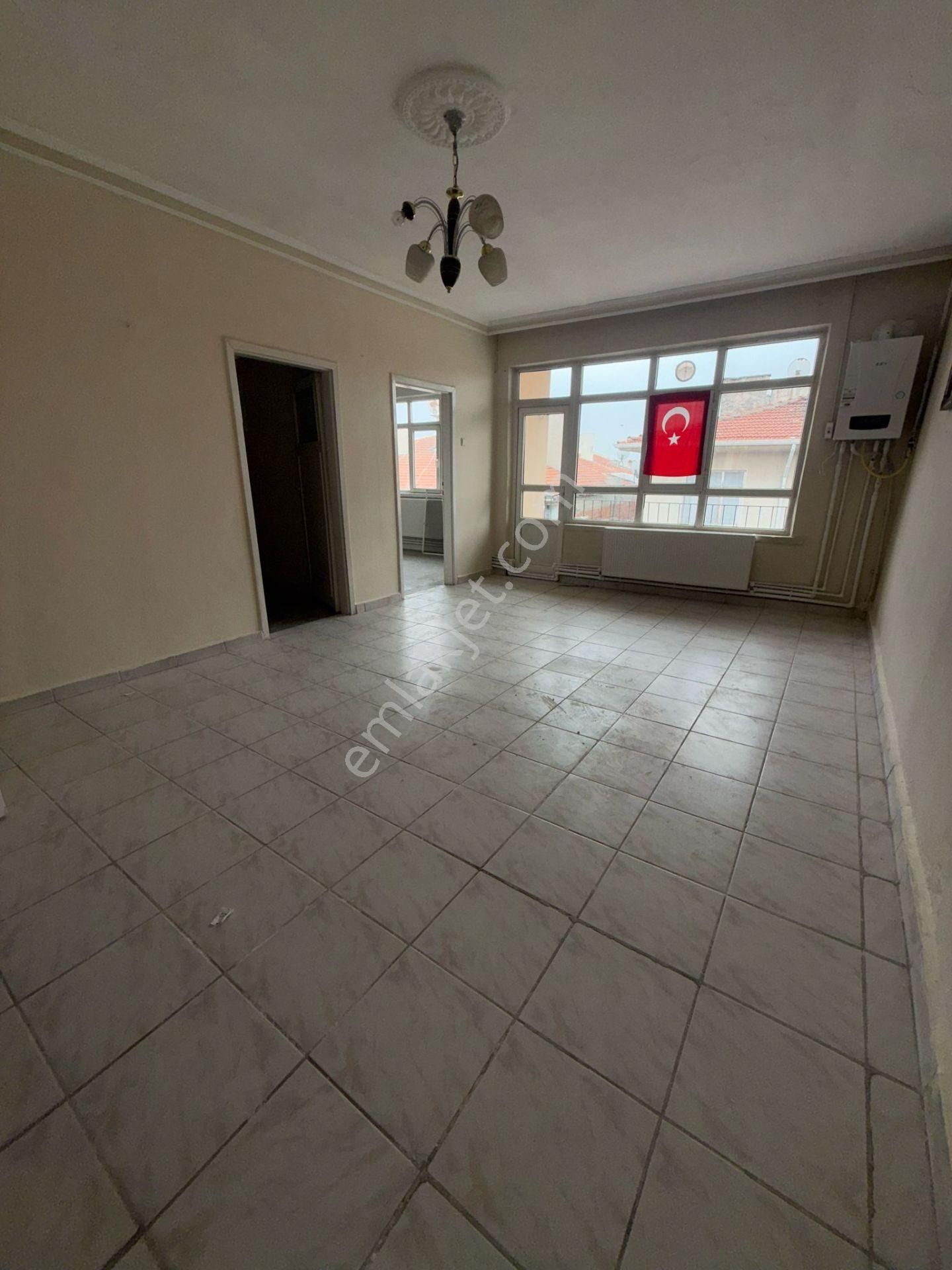 Gordion Emlak'tan Kiralık Cumhuriyet Mahallesinde